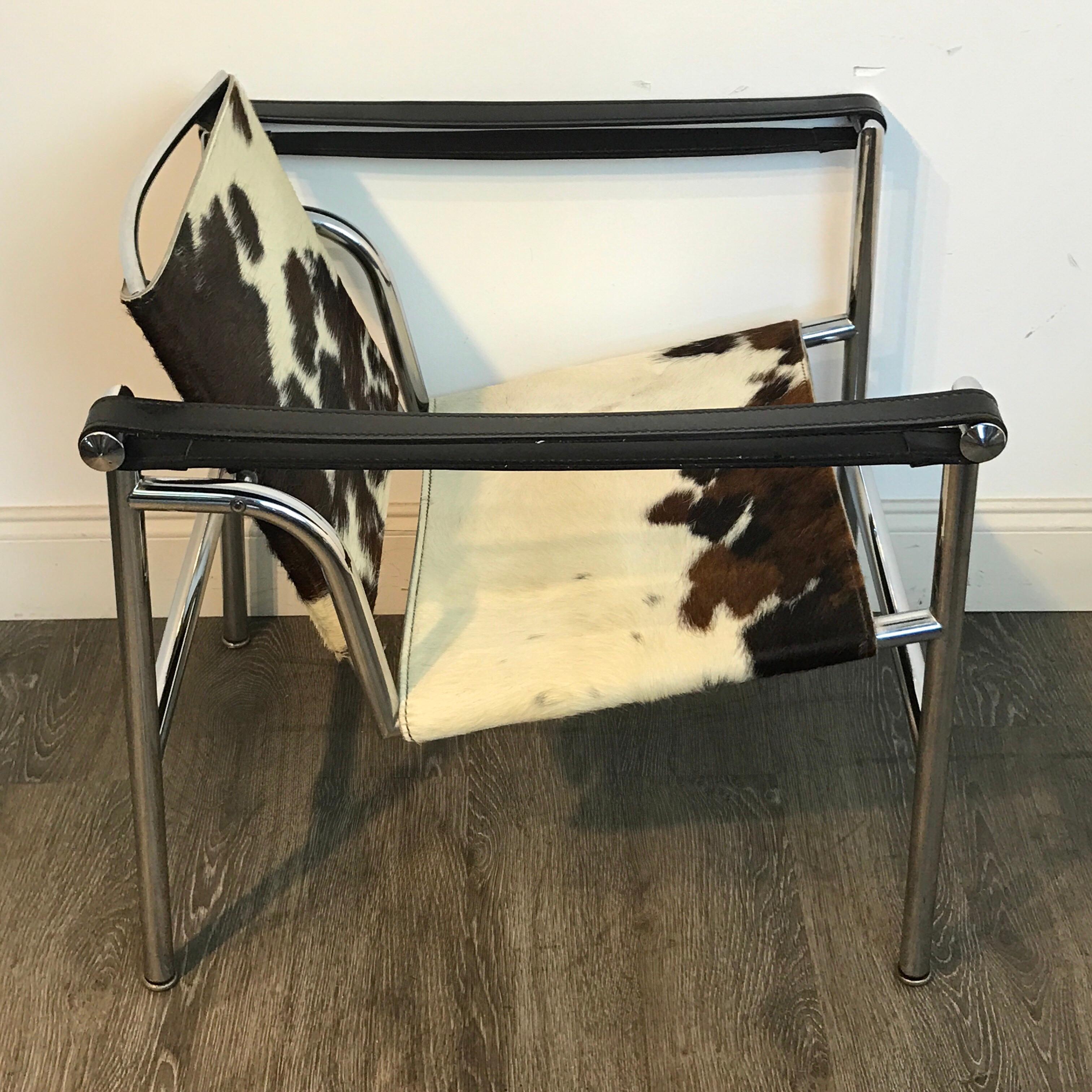 Polished Pair of LC1 Sling Chairs in Cowhide, by Cassina