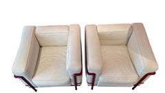 Ein Paar Sessel LC2, entworfen von Le Corbusier für Cassina, um 1970