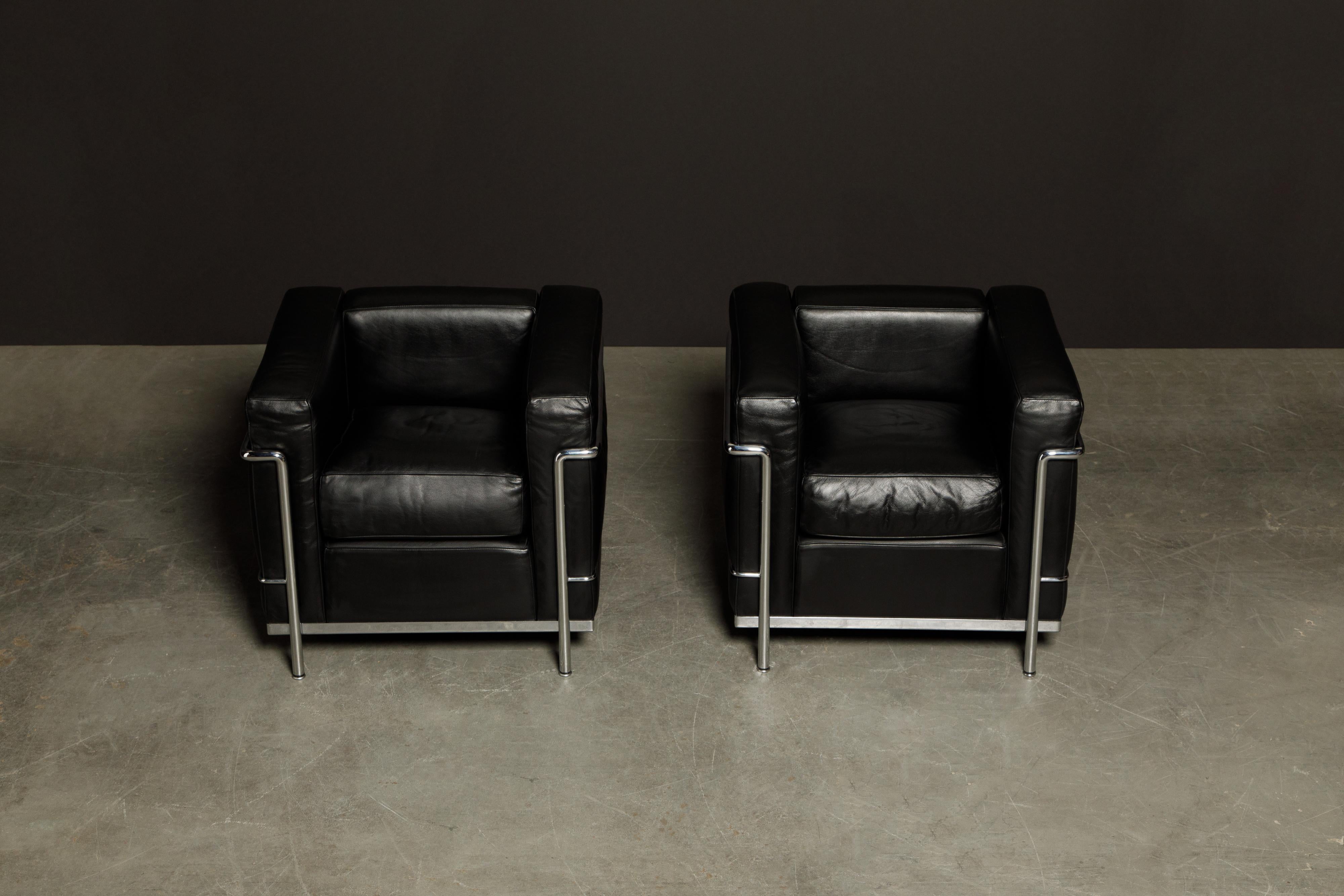Italian Pair of 'LC2' Black Leather Club Chairs by Le Corbusier for Cassina, Signed