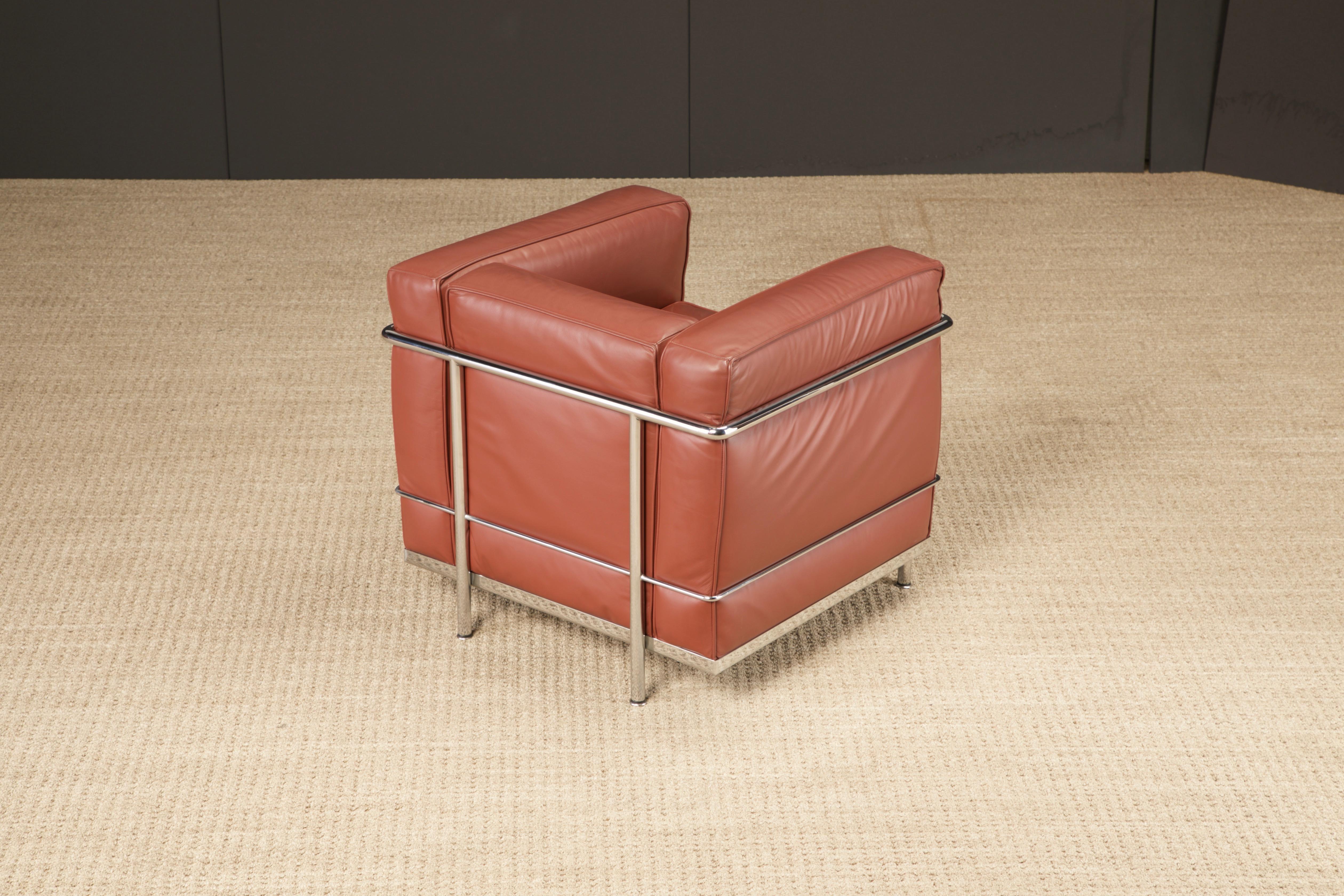 Coppia di poltrone club in pelle 'LC2' di Le Corbusier per Cassina, anni '70 circa, Firmate in vendita 1