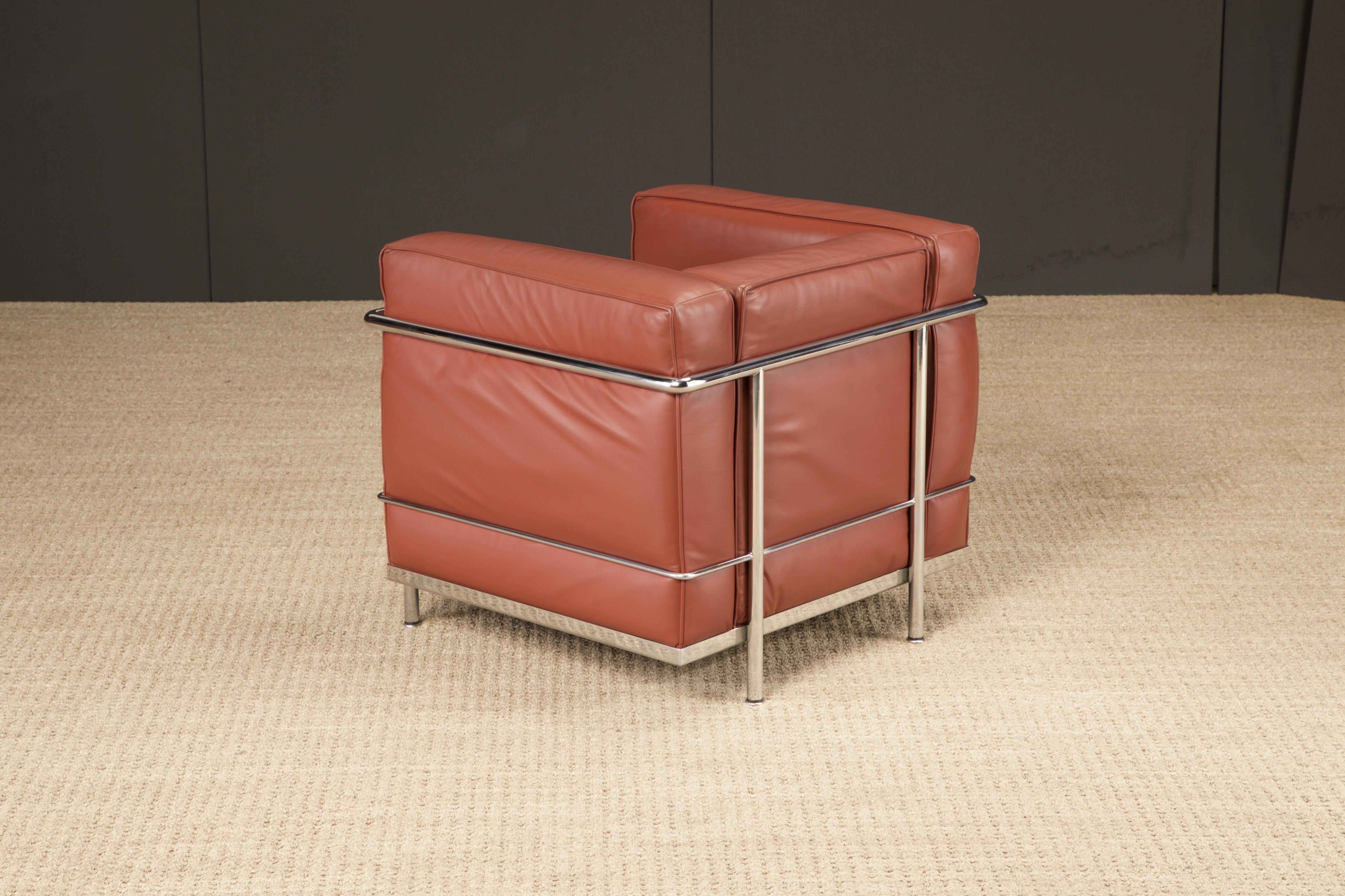Coppia di poltrone club in pelle 'LC2' di Le Corbusier per Cassina, anni '70 circa, Firmate in vendita 3