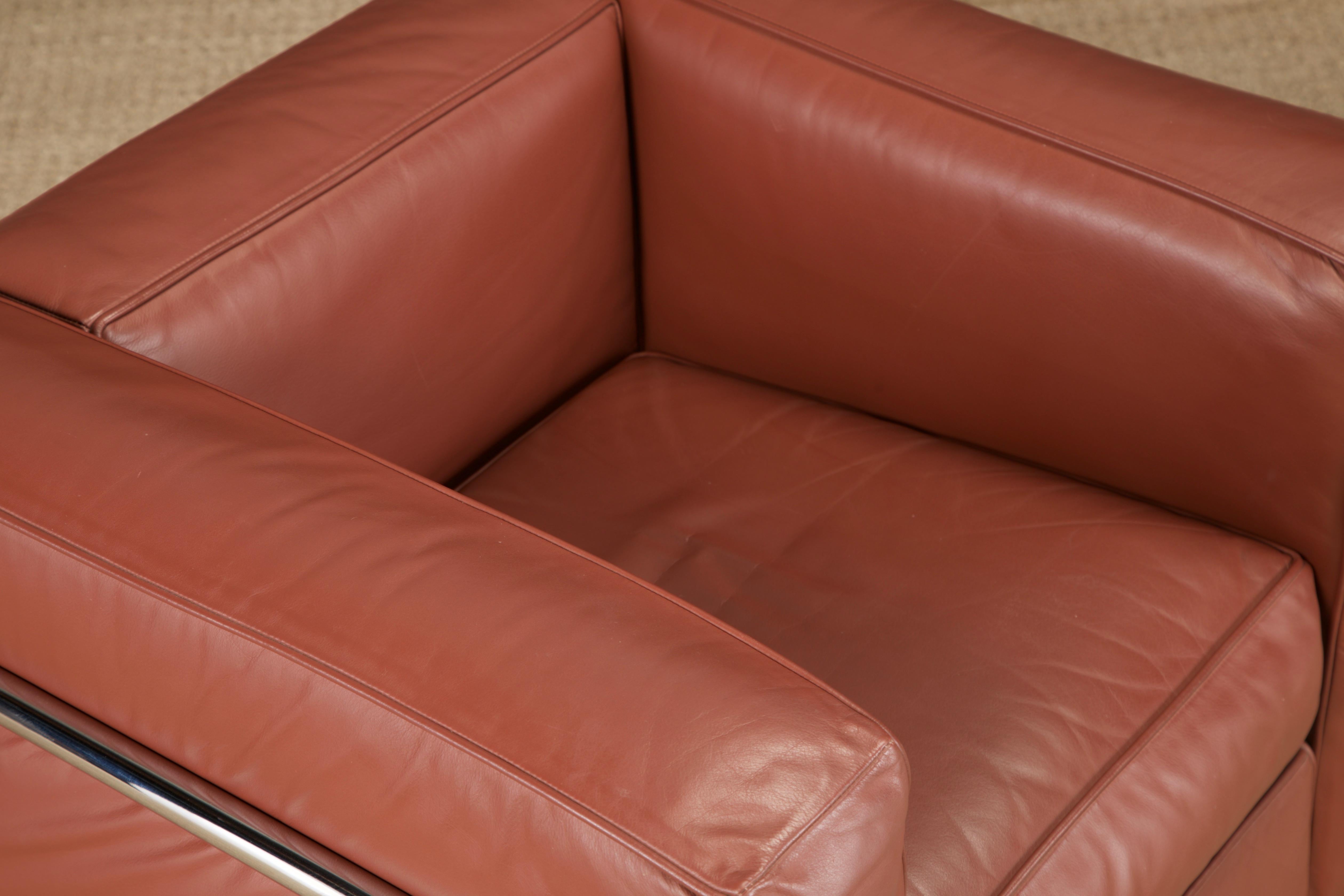 Coppia di poltrone club in pelle 'LC2' di Le Corbusier per Cassina, anni '70 circa, Firmate in vendita 5