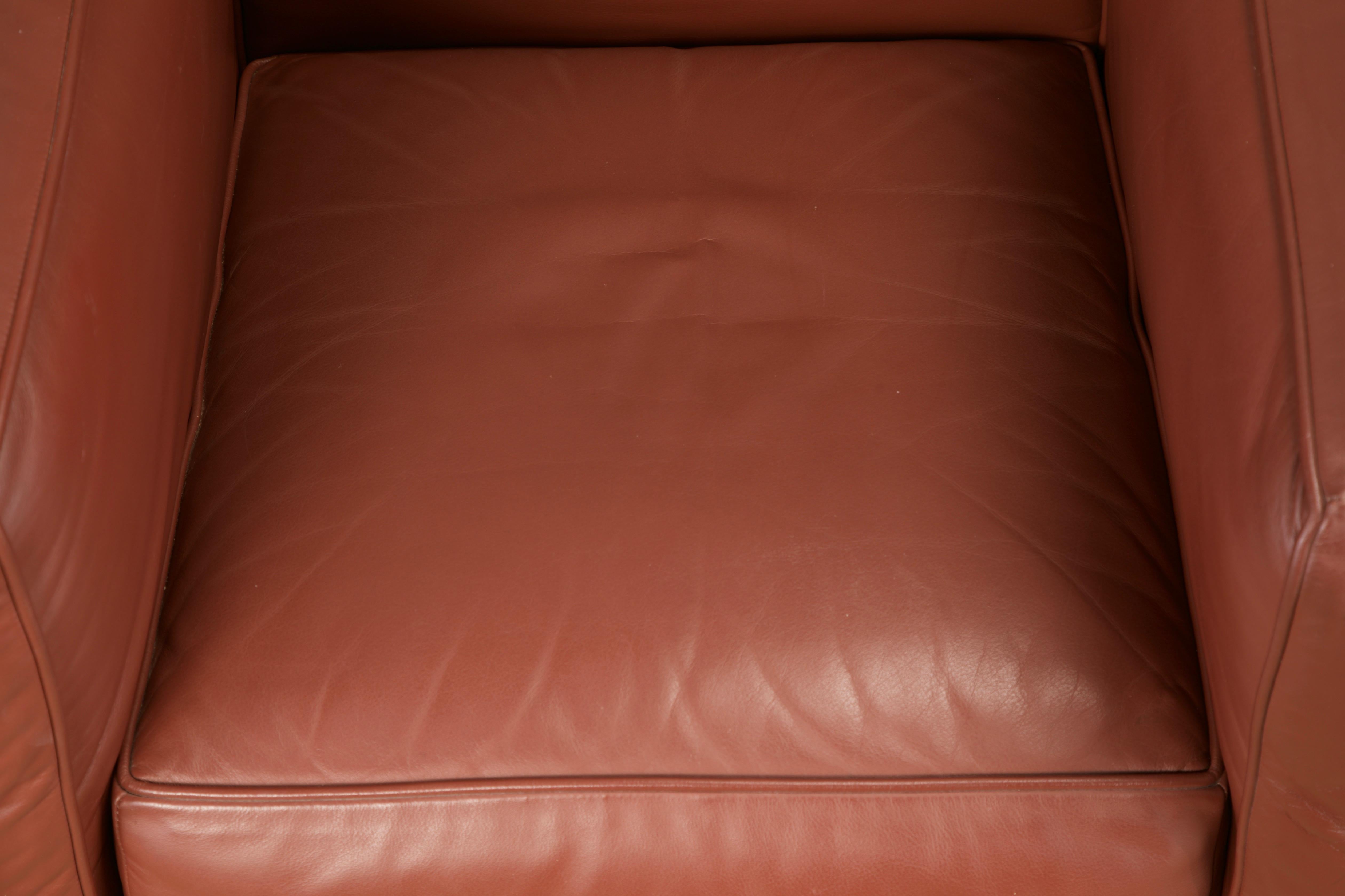 Coppia di poltrone club in pelle 'LC2' di Le Corbusier per Cassina, anni '70 circa, Firmate in vendita 6
