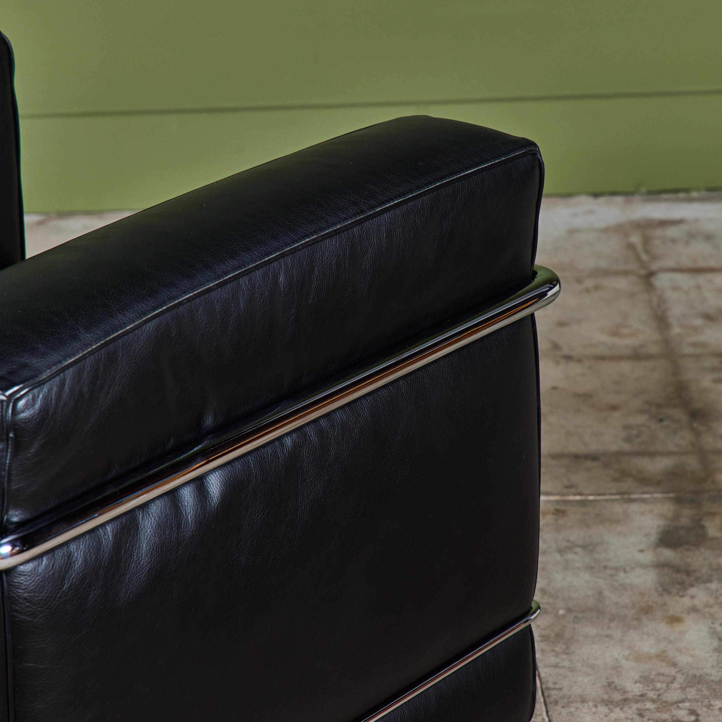 Pair of LC2 Lounge Chairs by Le Corbusier for Cassina For Sale 10