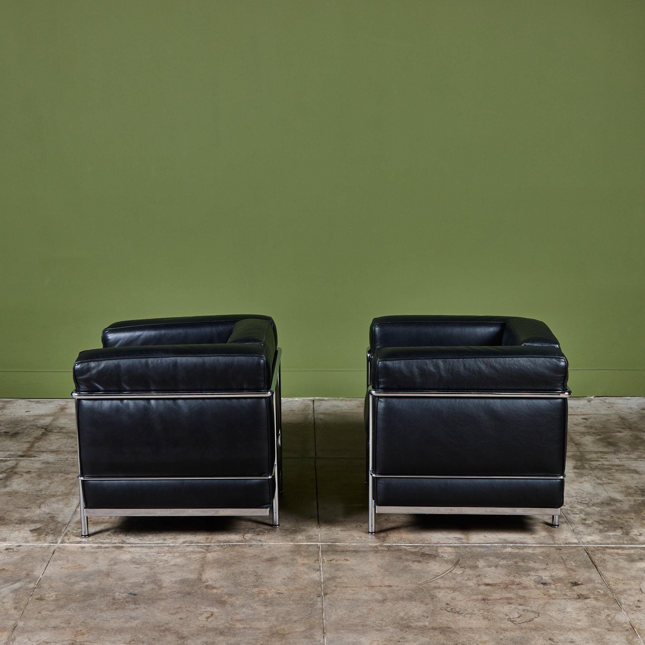Contemporary Pair of LC2 Lounge Chairs by Le Corbusier for Cassina For Sale