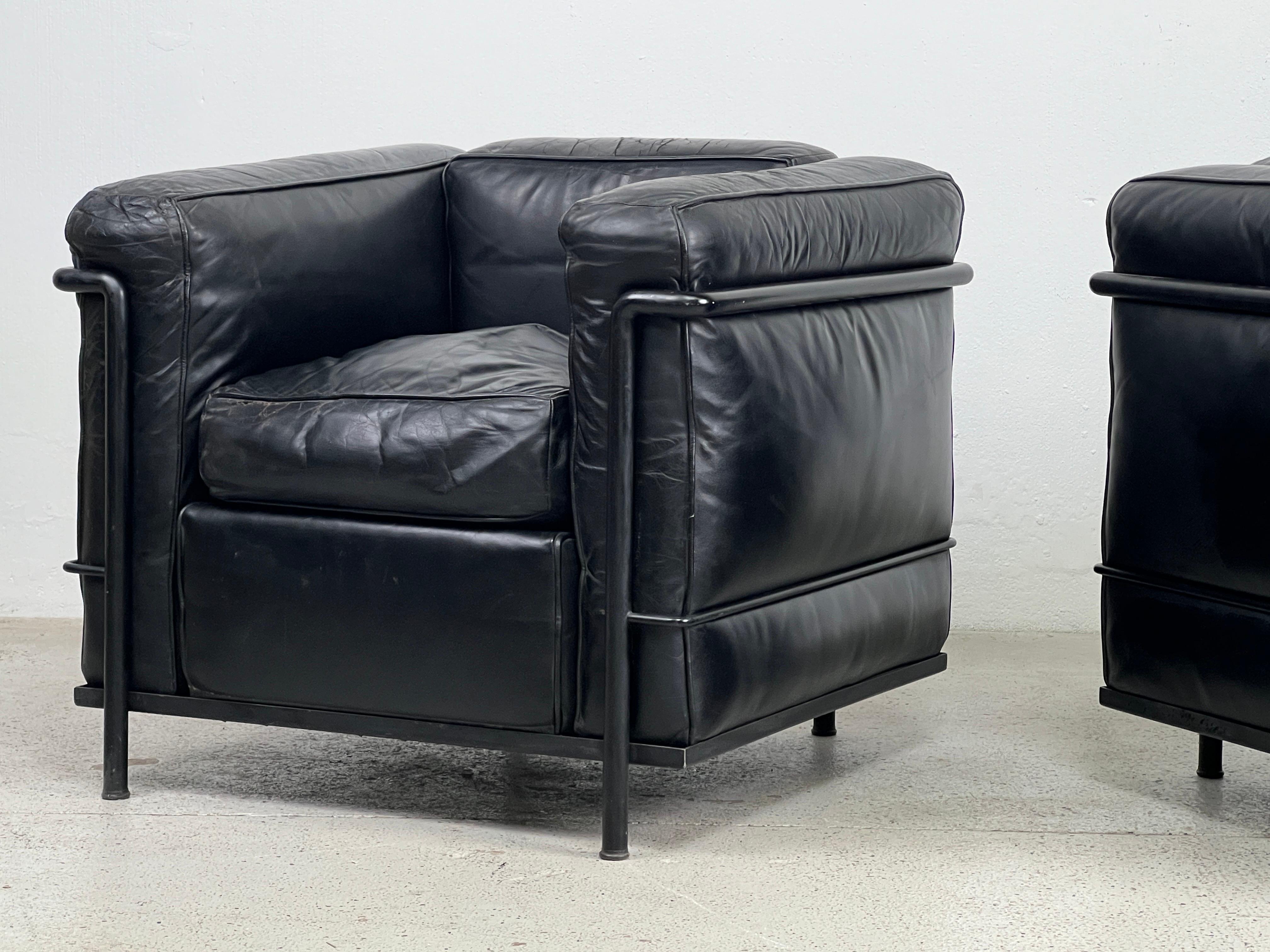 Paire de chaises longues LC2 de Le Corbusier pour Cassina Bon état - En vente à Dallas, TX
