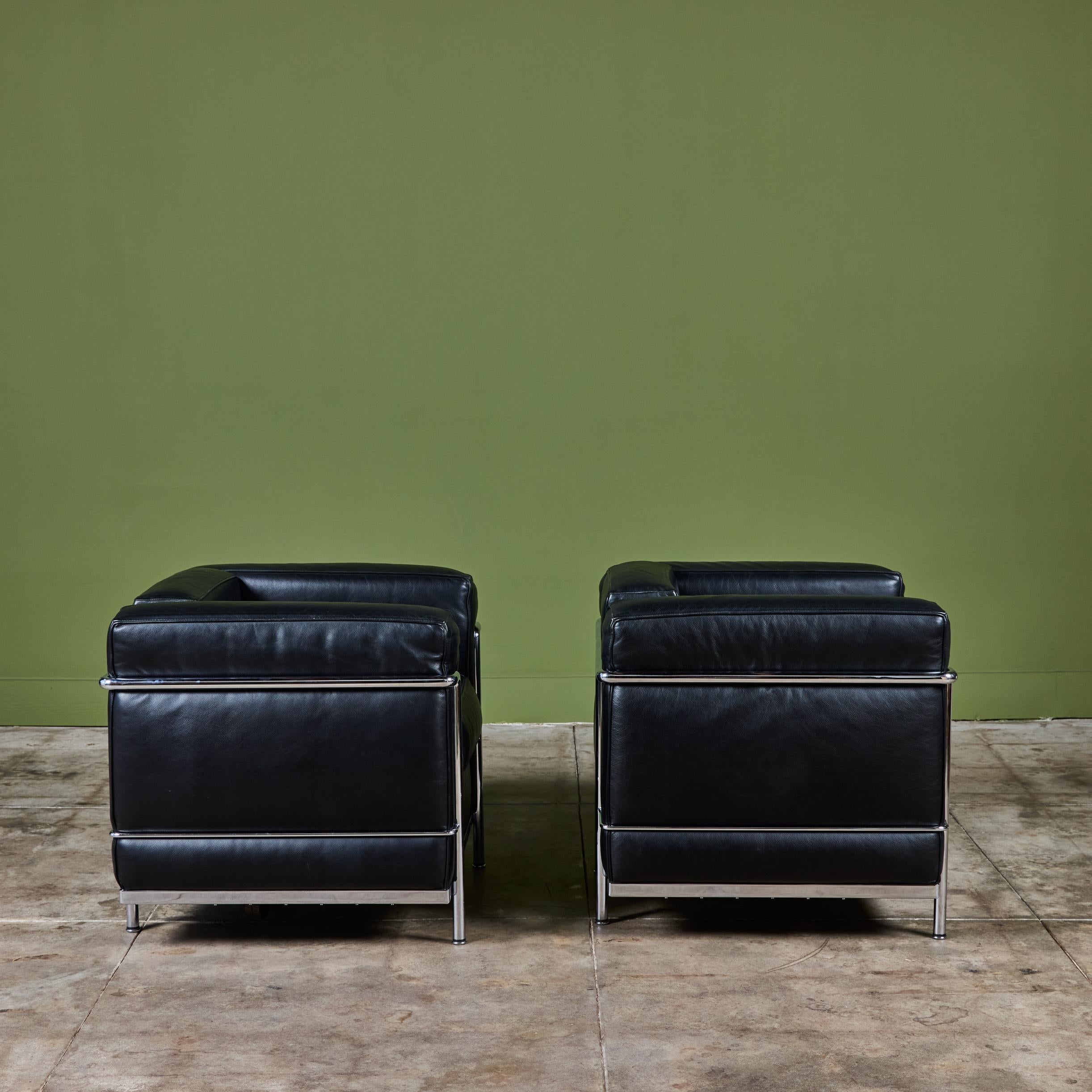 Leather Pair of LC2 Lounge Chairs by Le Corbusier for Cassina For Sale