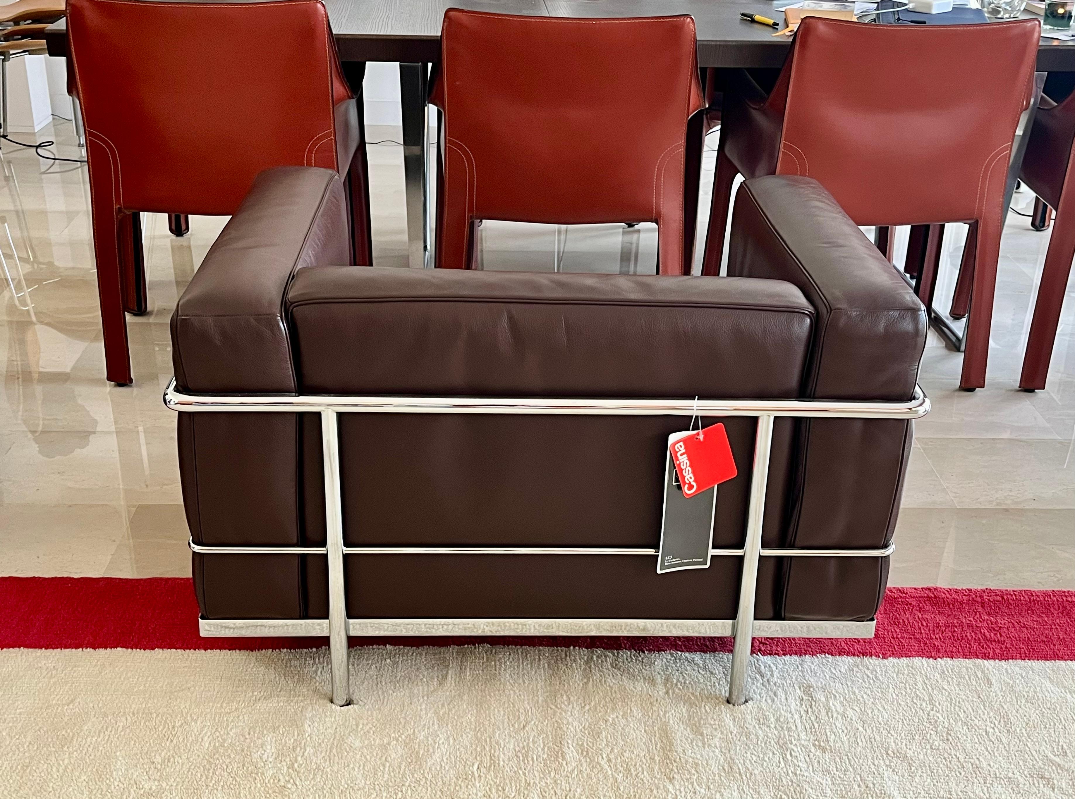 Paire de  Fauteuils LC3, Le Corbusier, Jeanneret & Perriand pour Cassina, années 1990 en vente 3
