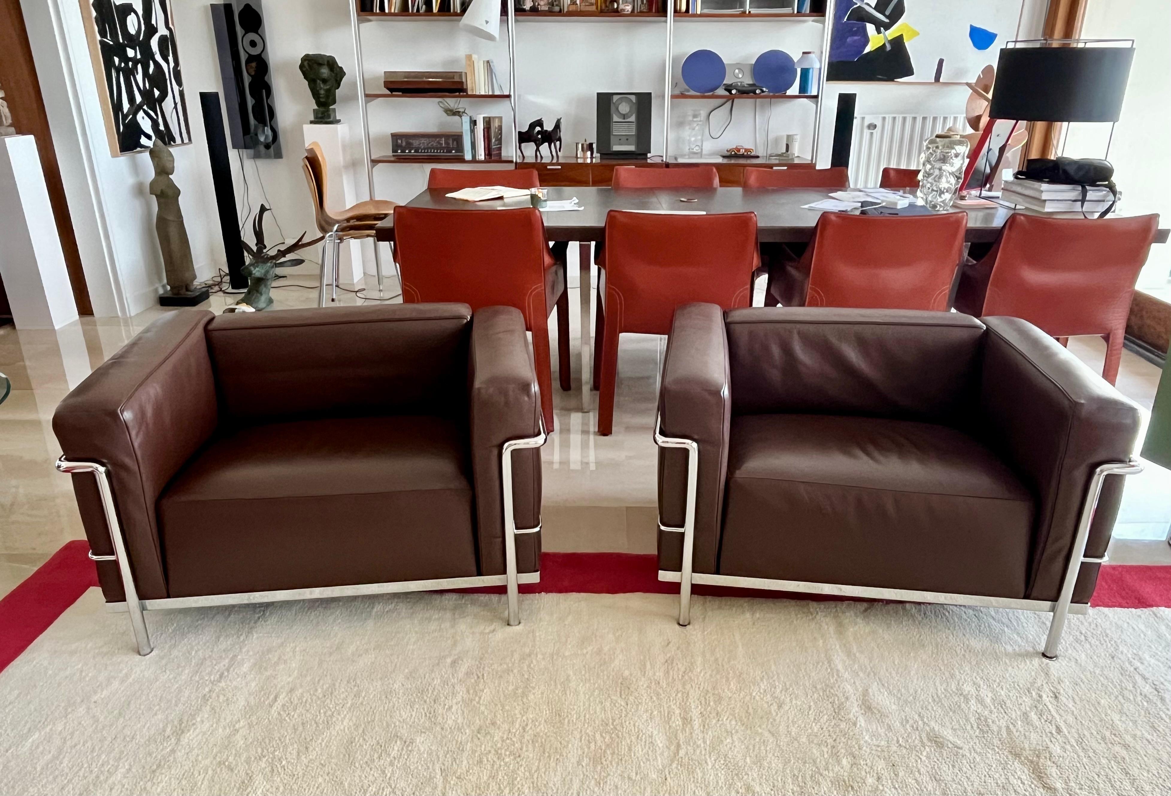 Paire de  Fauteuils LC3, Le Corbusier, Jeanneret & Perriand pour Cassina, années 1990 en vente 11