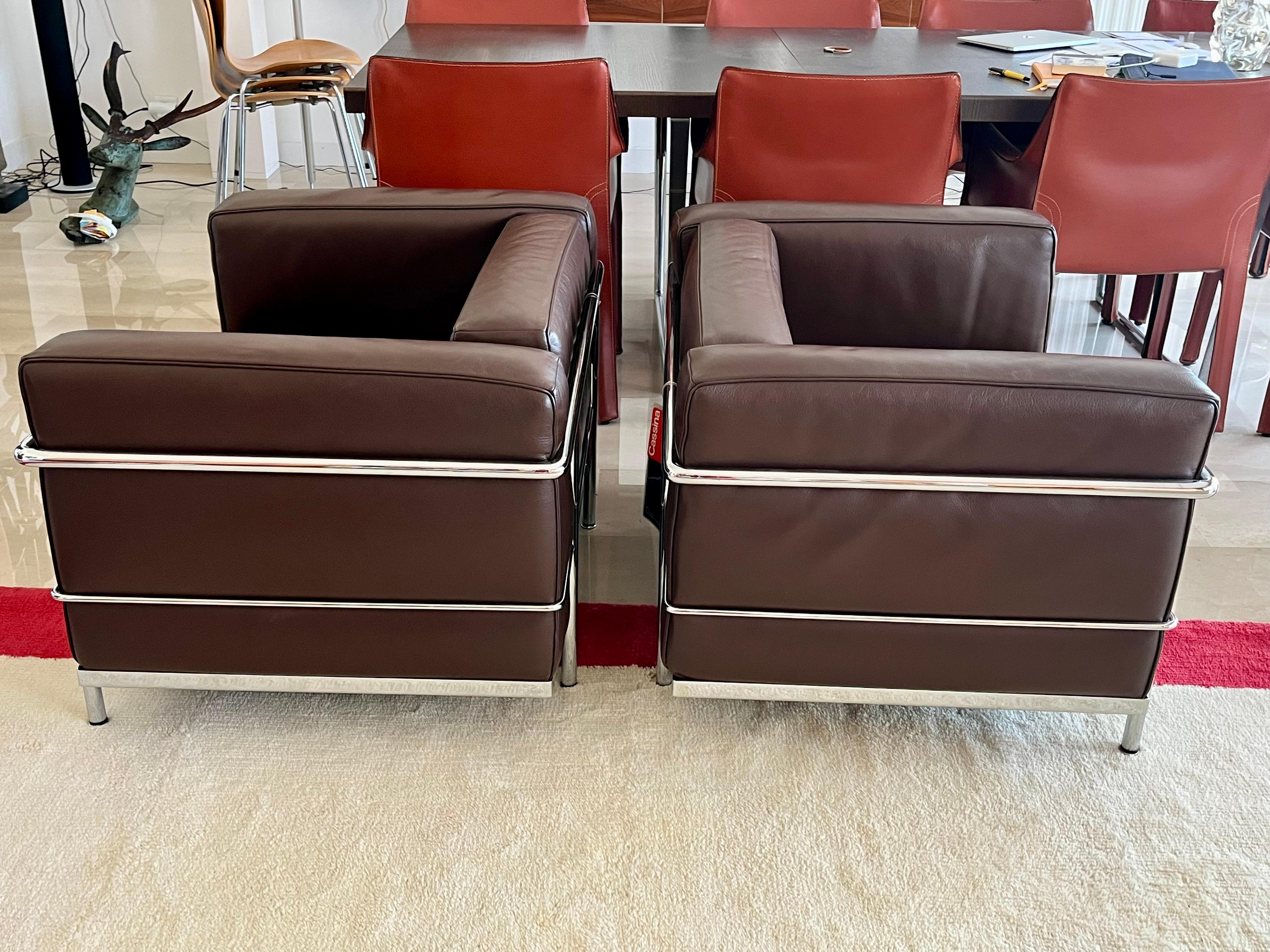 Paire de  Fauteuils LC3, Le Corbusier, Jeanneret & Perriand pour Cassina, années 1990 en vente 2