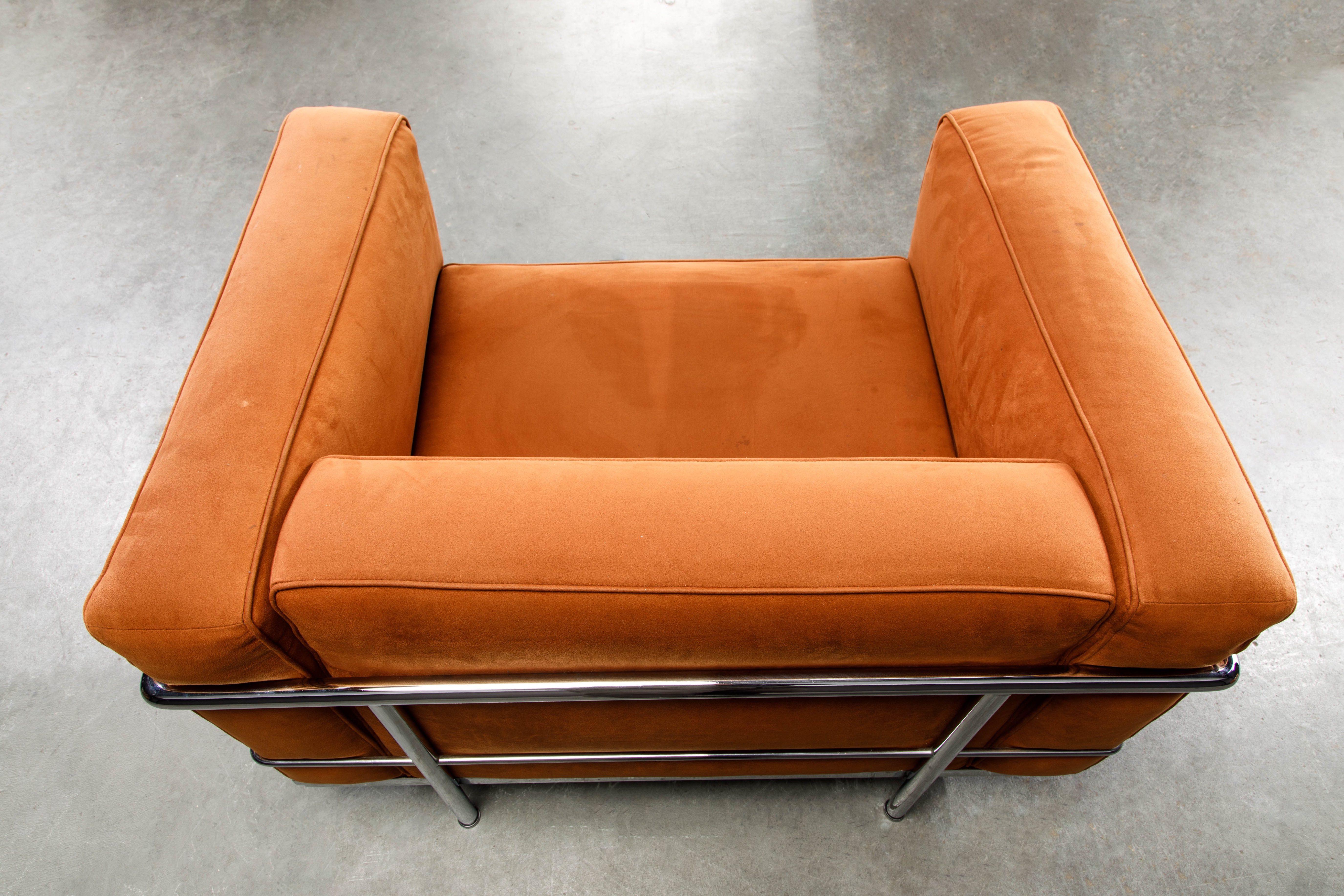 Pair of 'LC3' Lounge Chairs by Le Corbusier for Cassina, Signed 9