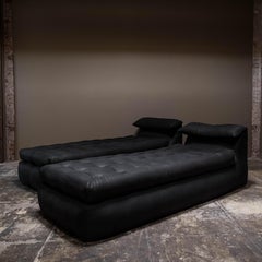 Pair of Le Bombole daybeds designed by Mario Bellini for B&b Italia 1970