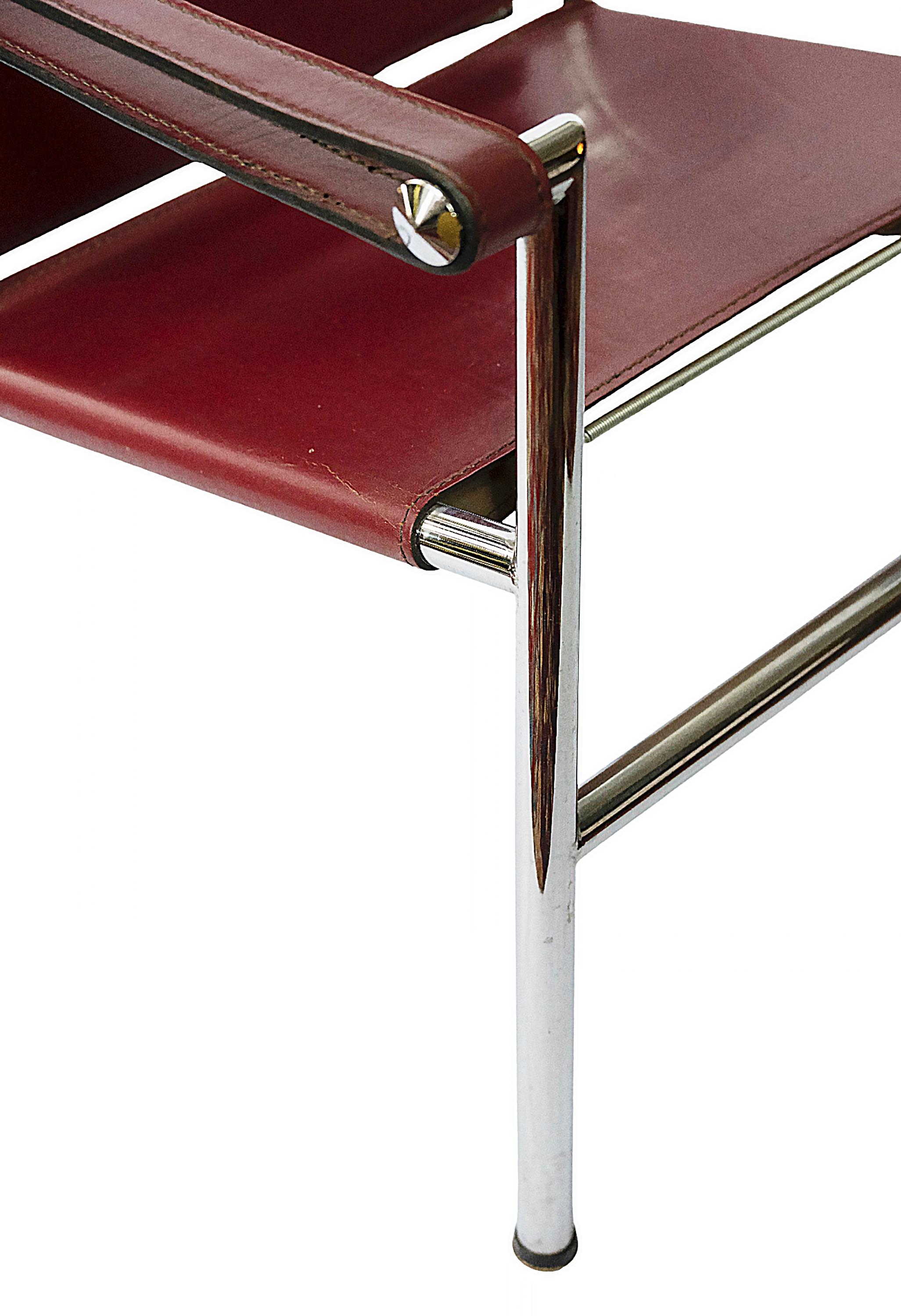 Paire de fauteuils design Le Corbusier LC1 étiqueté Cassina en vente 2