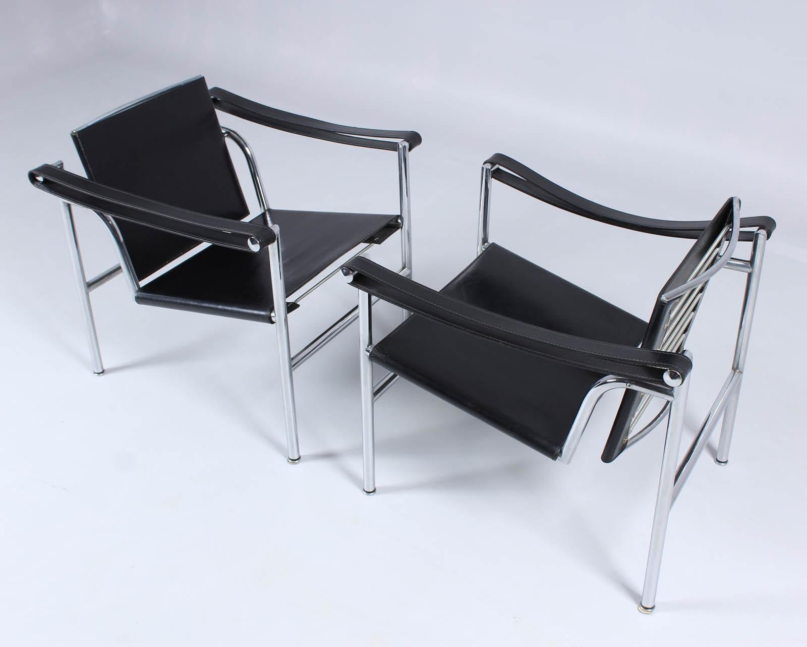 Pair of Le Corbusier LC1 Chairs, Cassina, Mailand 1982, with Original Papers 5