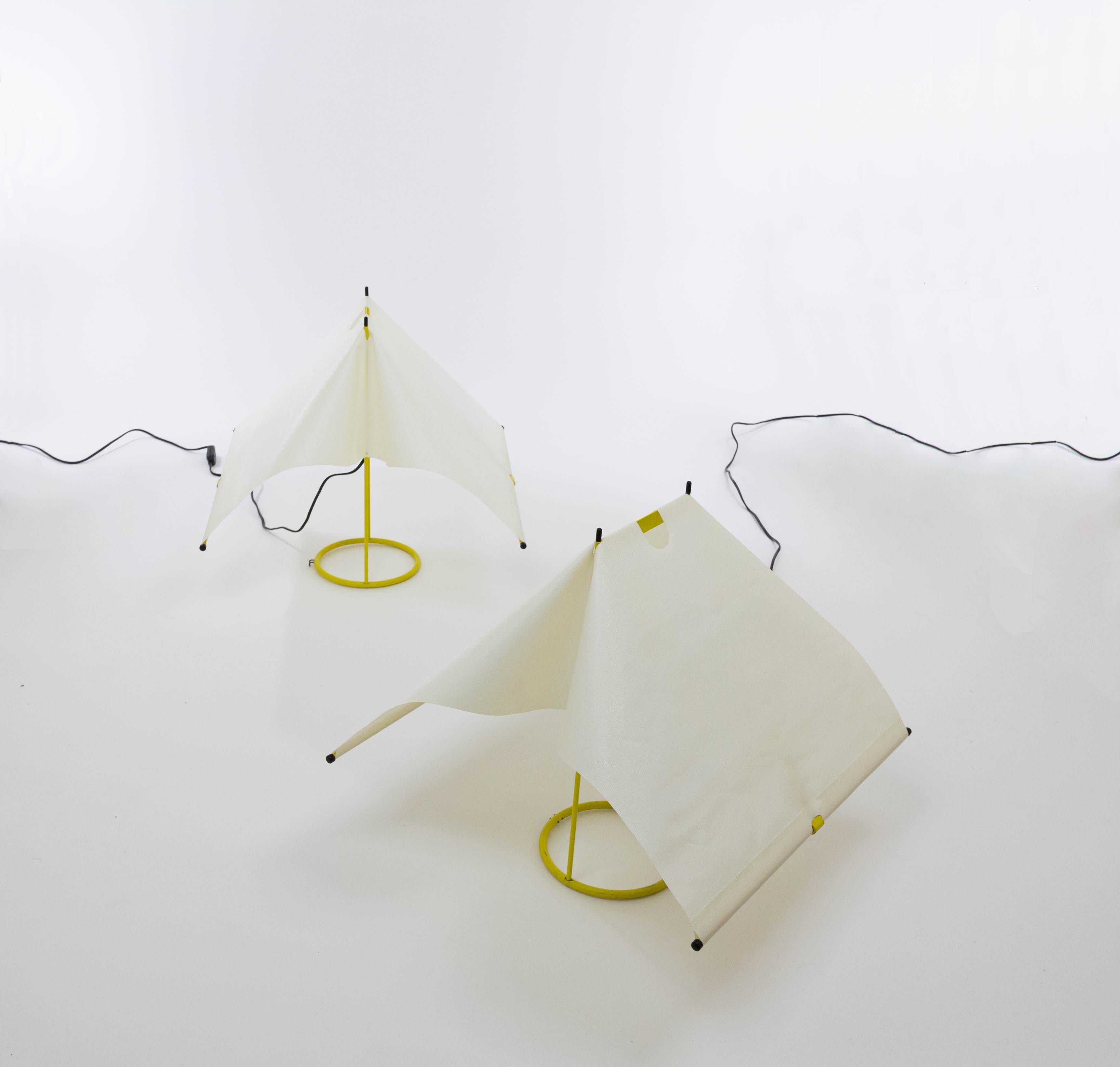 Paire de lampes de table de la série « Le Falene » de Piero De Martini pour Arteluce, années 1980 en vente 1
