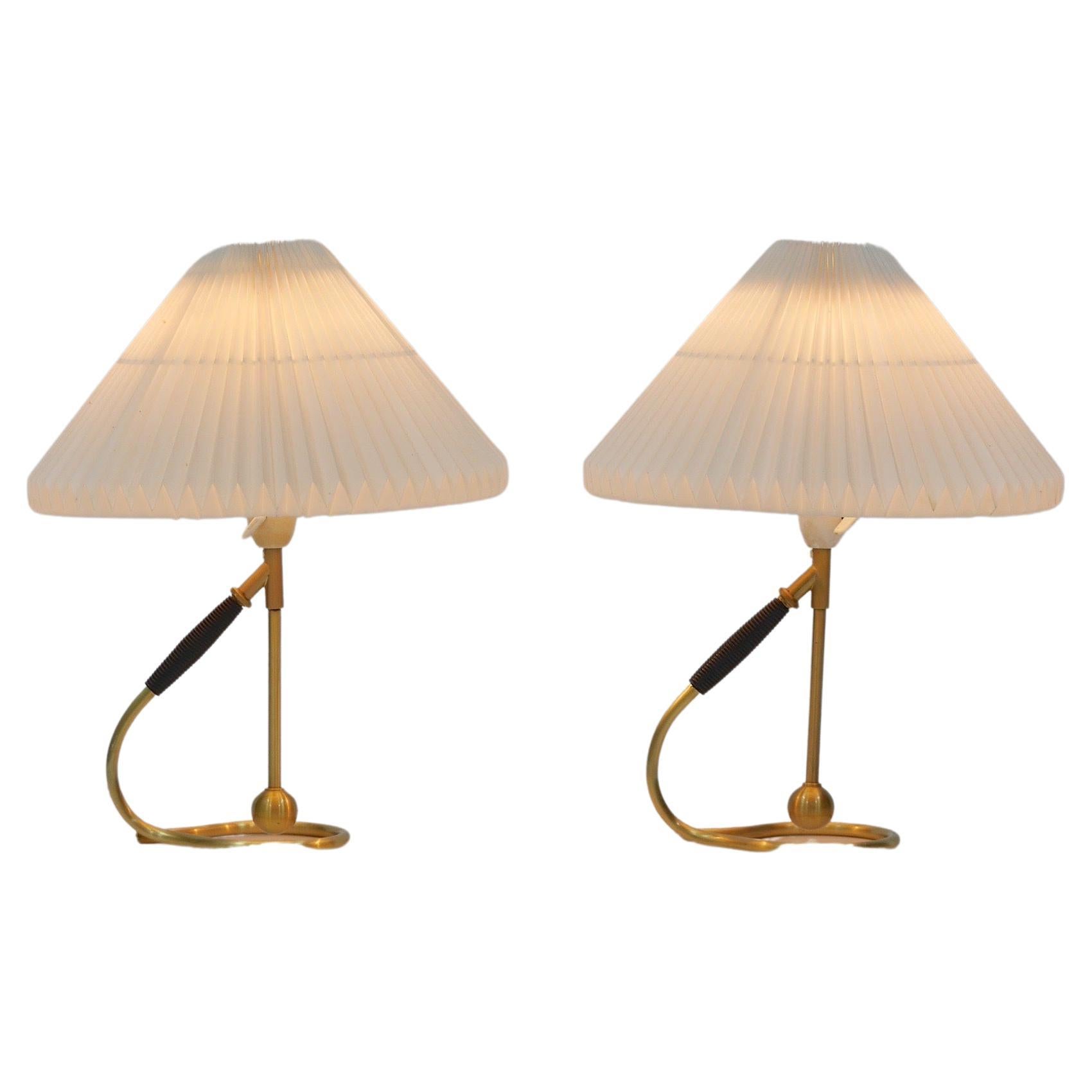 Pair of Le Klint 306 Adjustable Brass Table / Wall Lamps, Design Denmark, 1945 For Sale