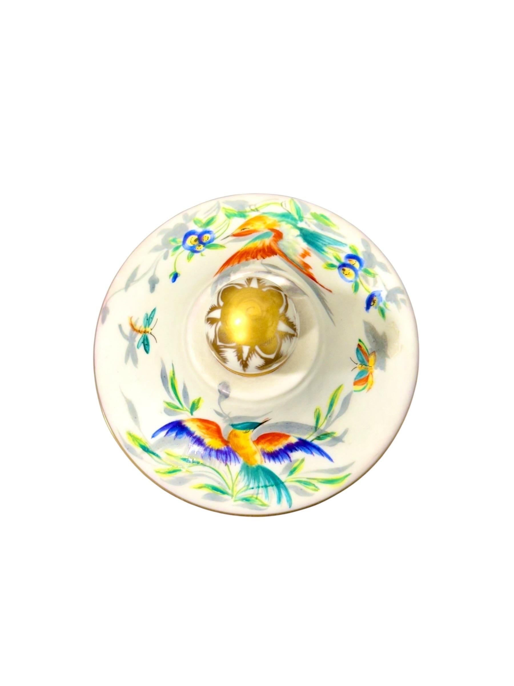 Paire de pots d'apothicaire Le Tallec Paris, oiseaux peints à la main et dorés en vente 7