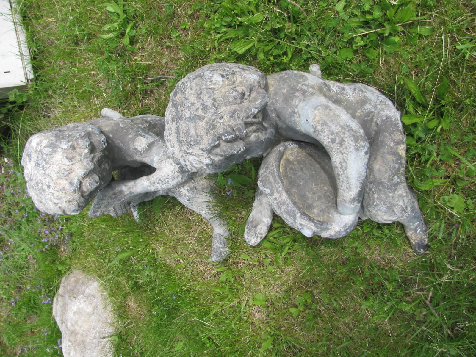 Pair of Early 20th Century Lead Zinc Garden Figures In Good Condition For Sale In Port Jervis, NY