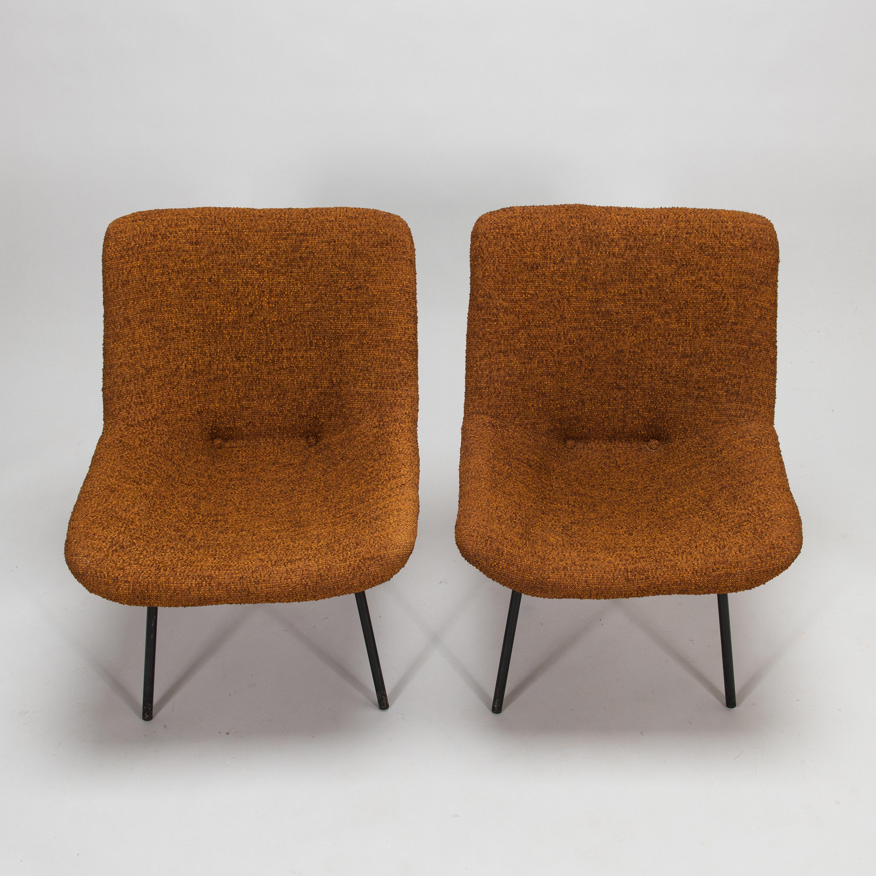 Mid-Century Modern Carl Gustaf Hiort Af Ornäs Pair of Leaf Easychairs Chairs Finland For Sale