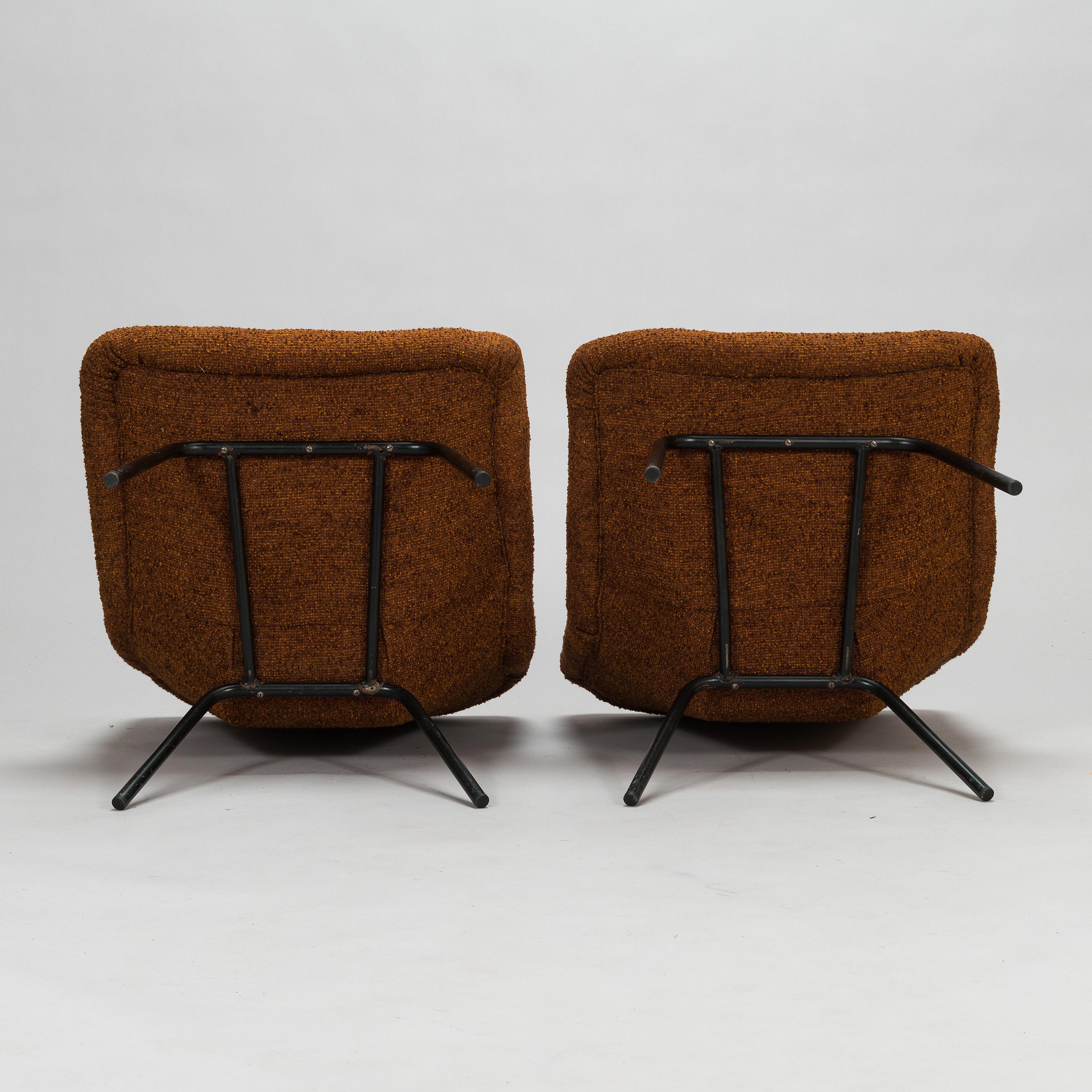 Carl Gustaf Hiort Af Ornäs Pair of Leaf Easychairs Chairs Finland In Distressed Condition For Sale In Lège Cap Ferret, FR