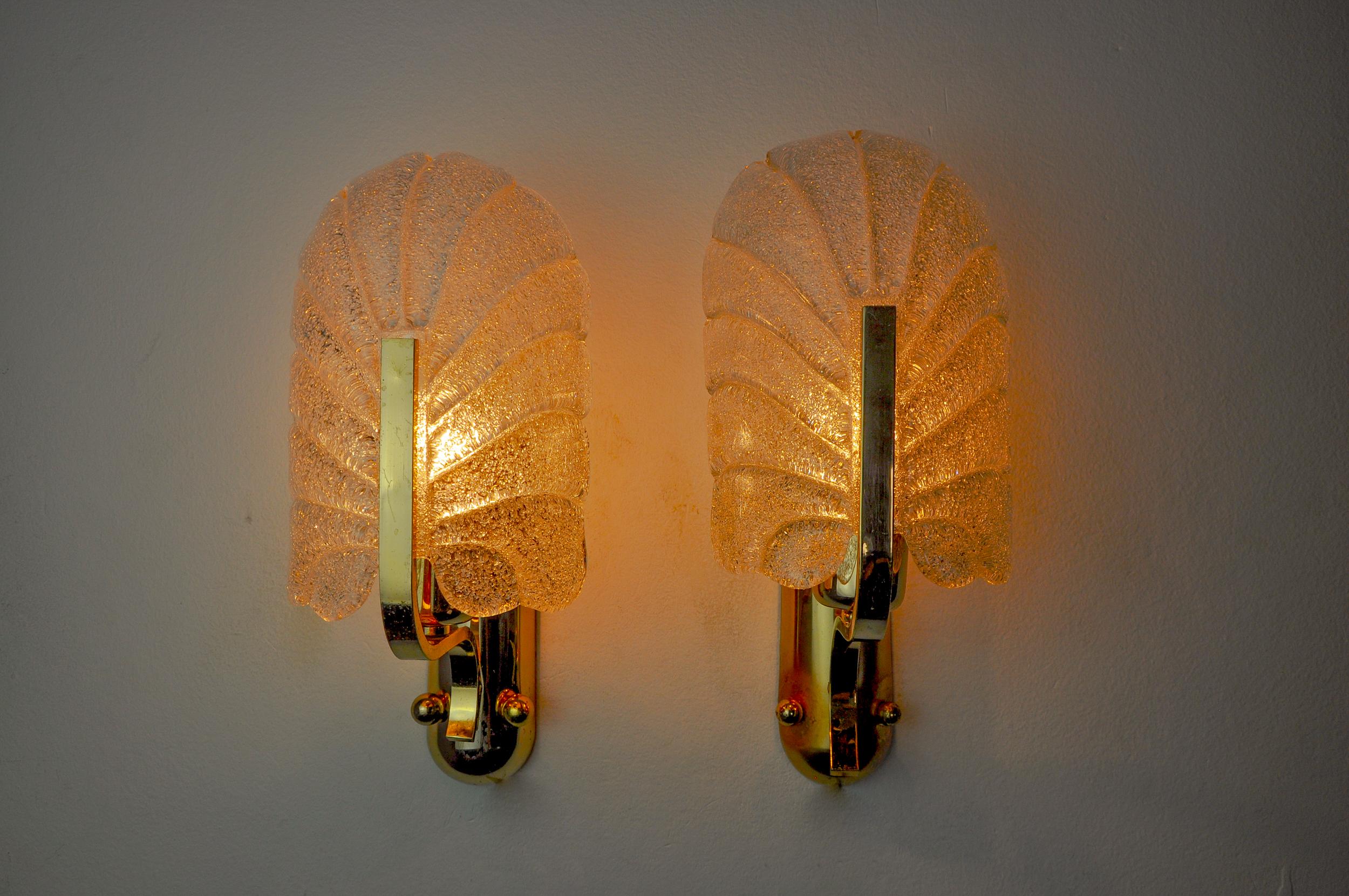 Crystal Pair of 