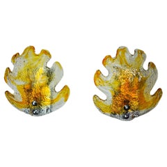 Pareja de apliques "hoja" de Murano Mazzega en vidrio esmerilado naranja Italia 1970