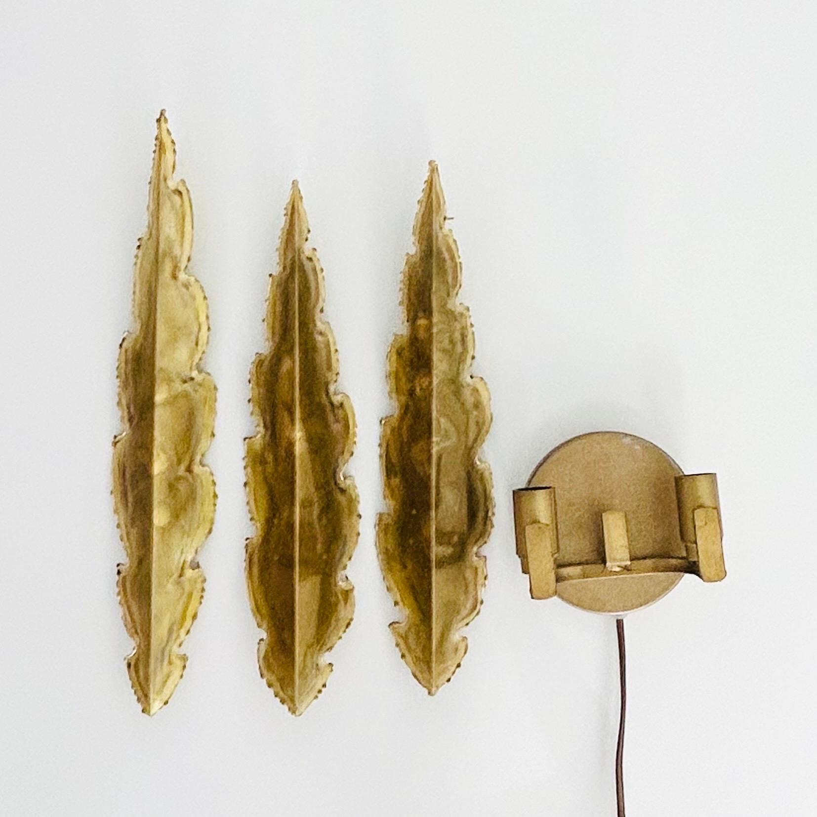 Danish Pair of Leaf-Shaped Brass Wall Lamps by Svend Aage Holm Sorensen, 1960s, Denmark For Sale