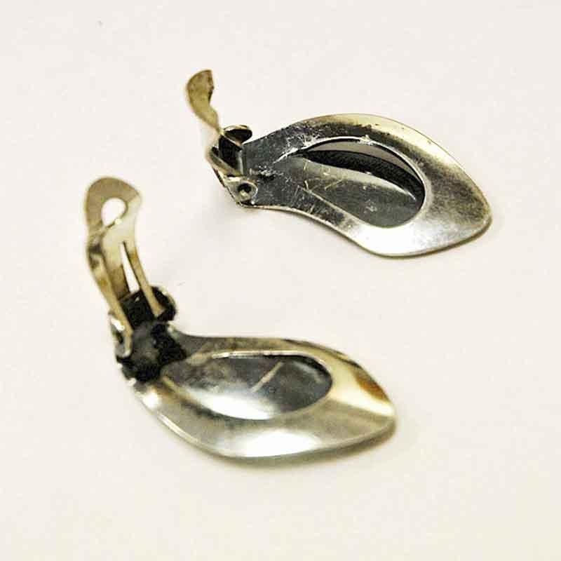 Pair of Leaf Shaped Silver Ear Rings `Speil` by Grete P Kittelsen 1953, Norway In Good Condition In Stockholm, SE