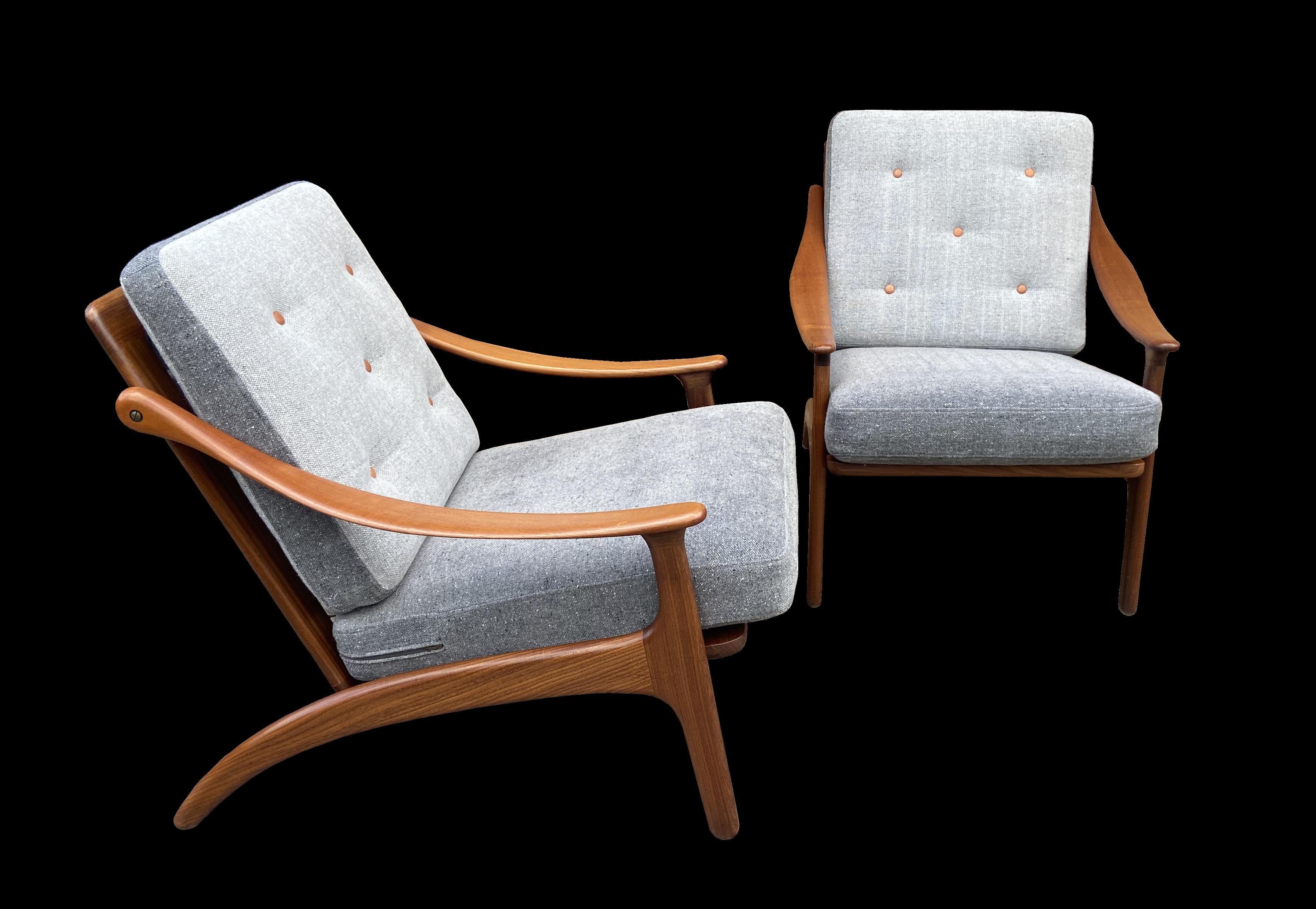 Danish Pair of 'Lean Back' Lounge Chairs by Arne Hovmand Olsen for P.Mikkelsen