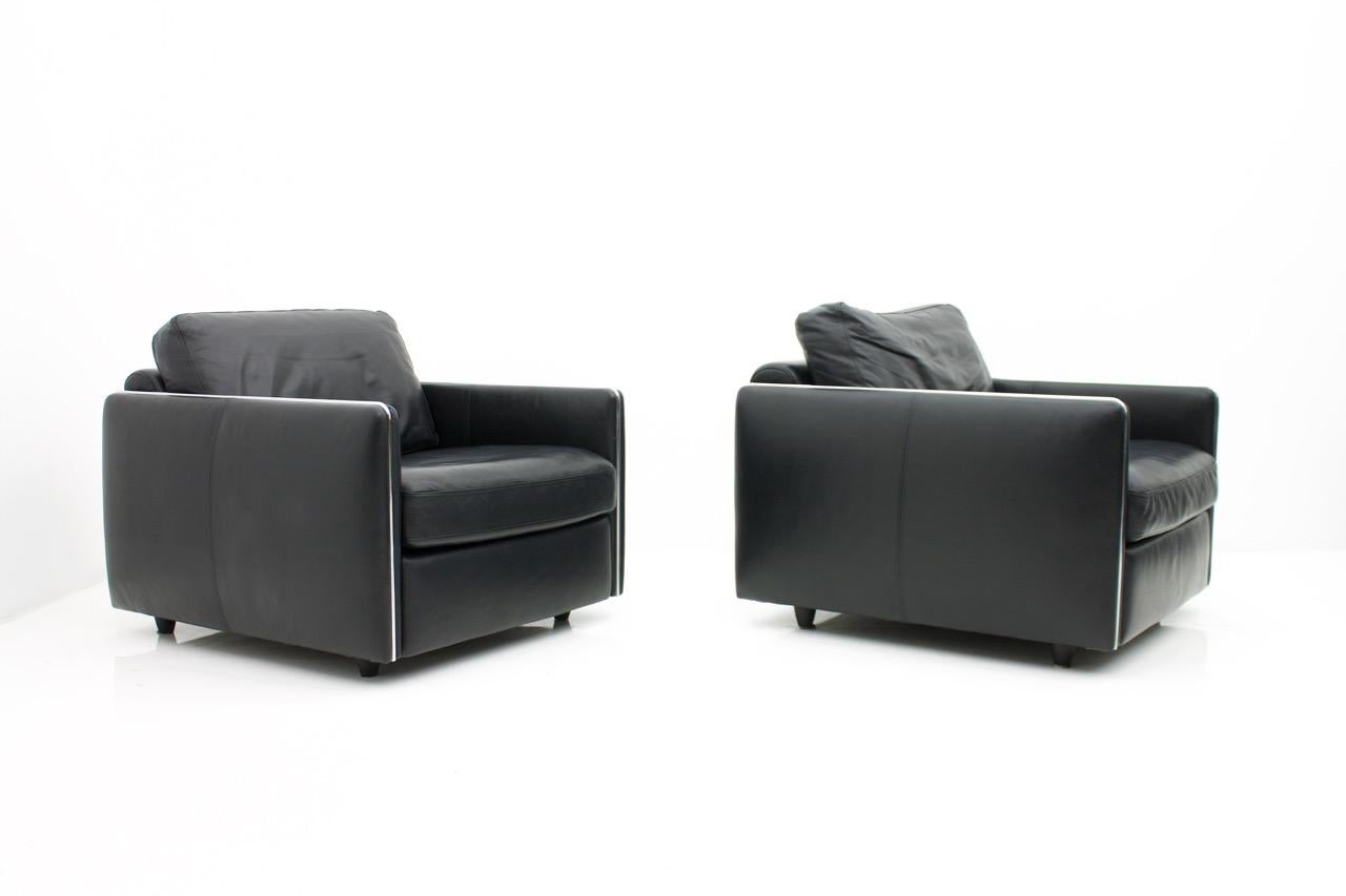 Pair of Leather and Chrome Lounge Chairs, Italy, 1970s In Good Condition For Sale In Frankfurt / Dreieich, DE