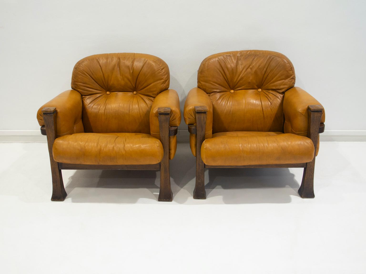 Mid-Century Modern Pair of Leather and Hardwood Armchairs Attributed to Percival Lafer