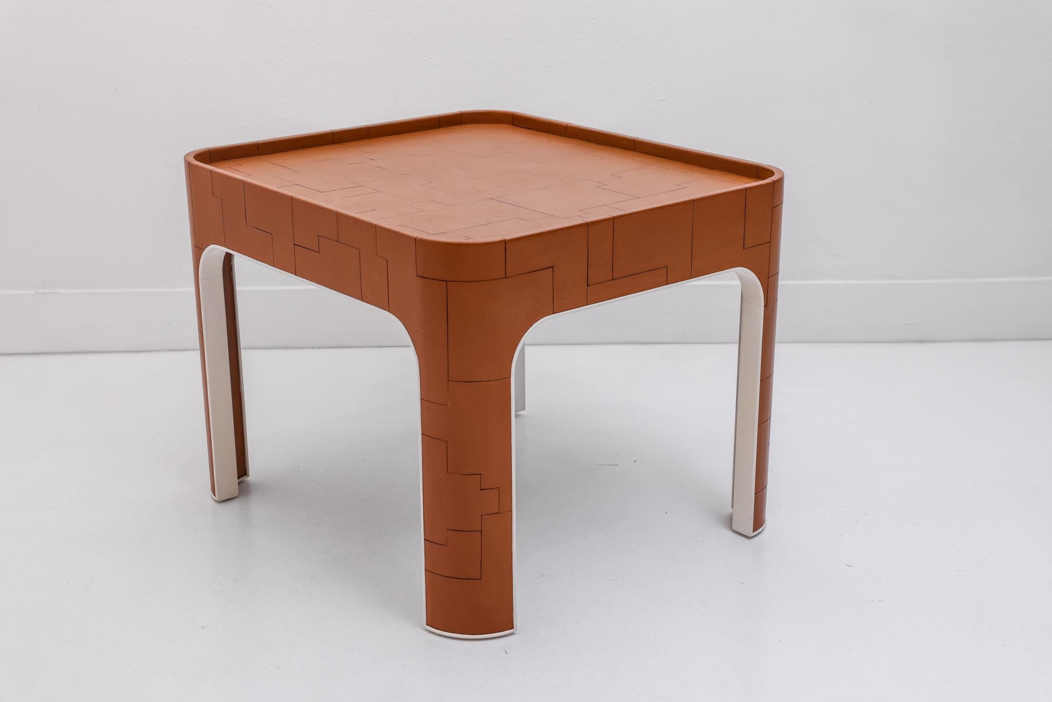 Pair of Leather and Lacquered Side Tables by John Dickinson for Randolf & Hein 6