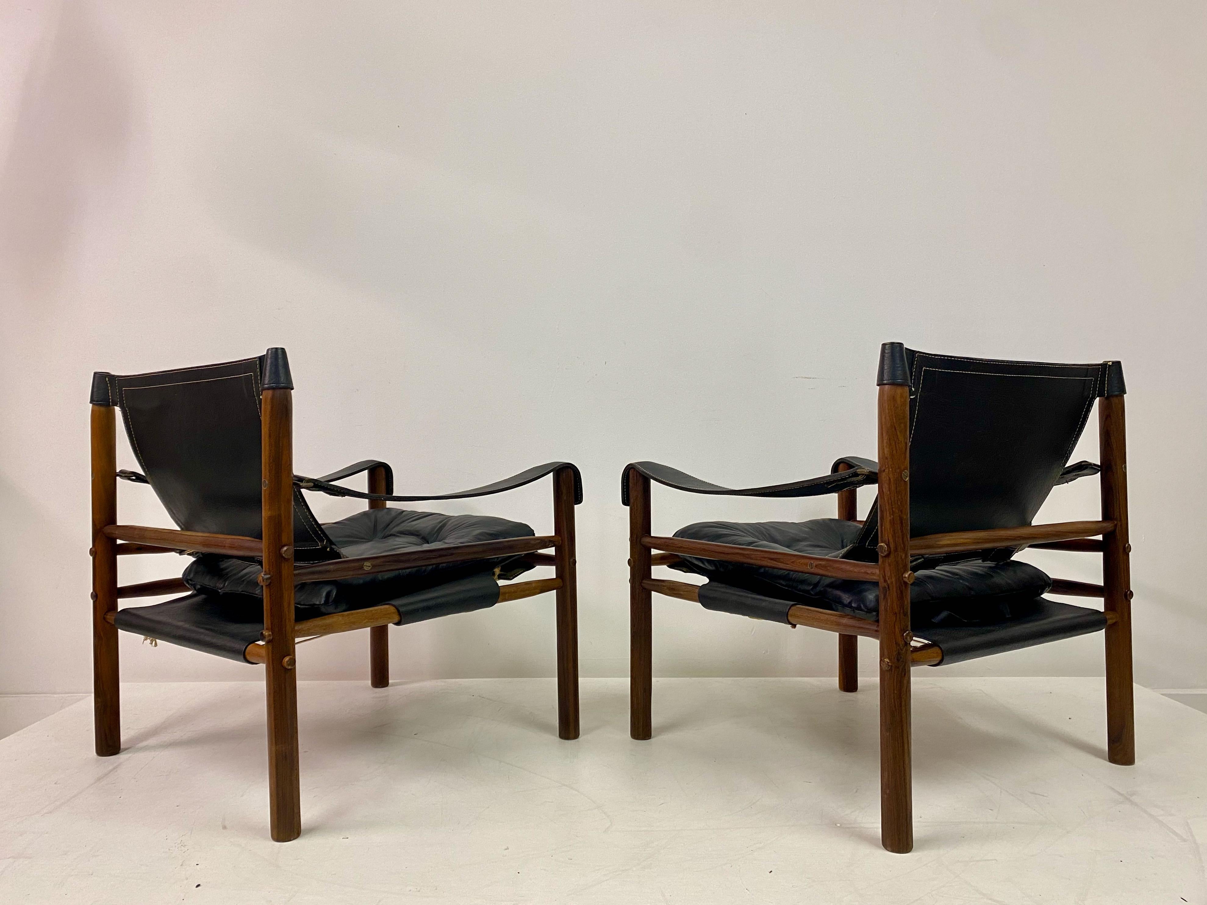 Pair of Leather and Rosewood Sirocco Safari Chairs by Arne Norell 4