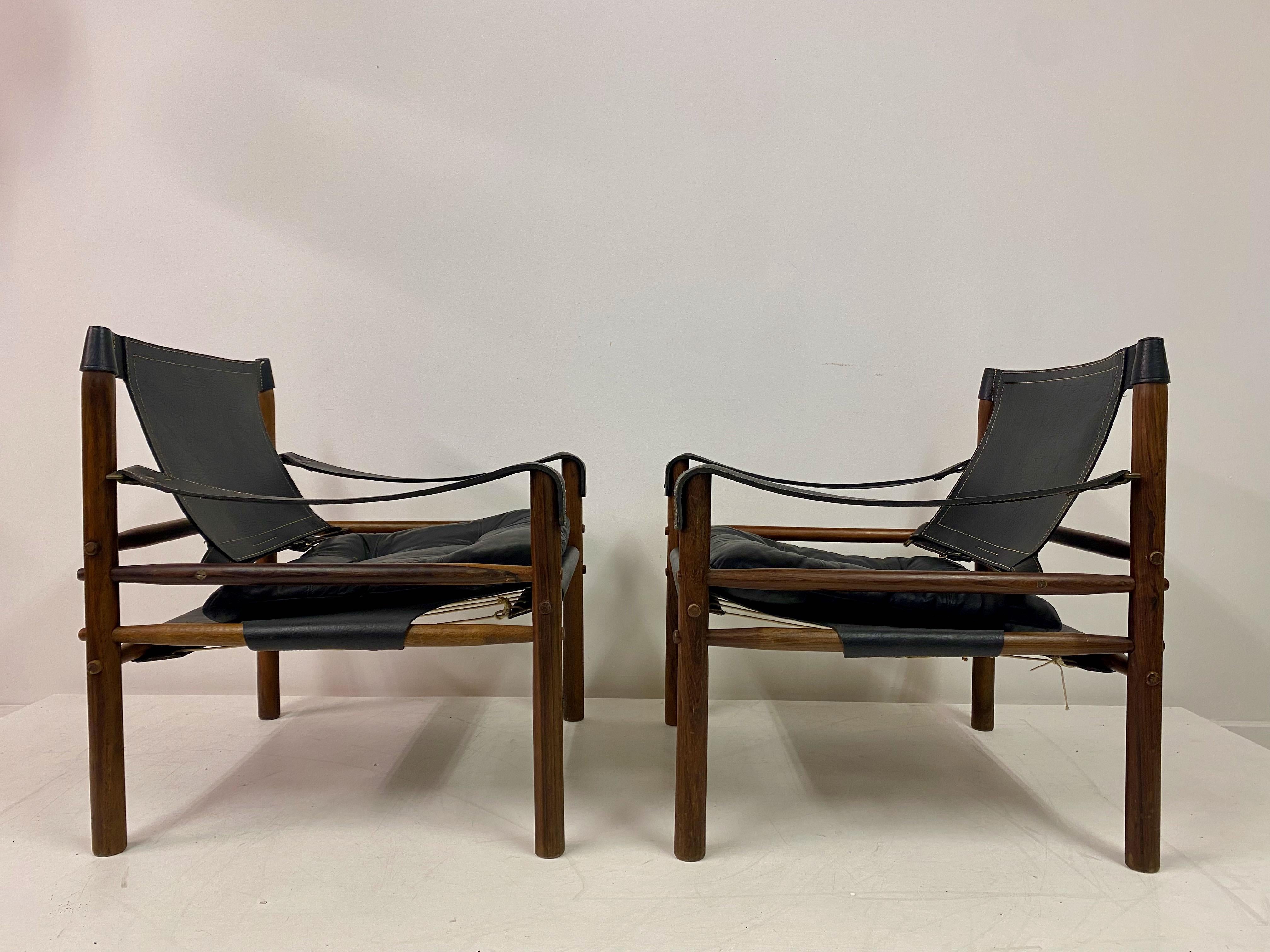 Pair of Leather and Rosewood Sirocco Safari Chairs by Arne Norell 3