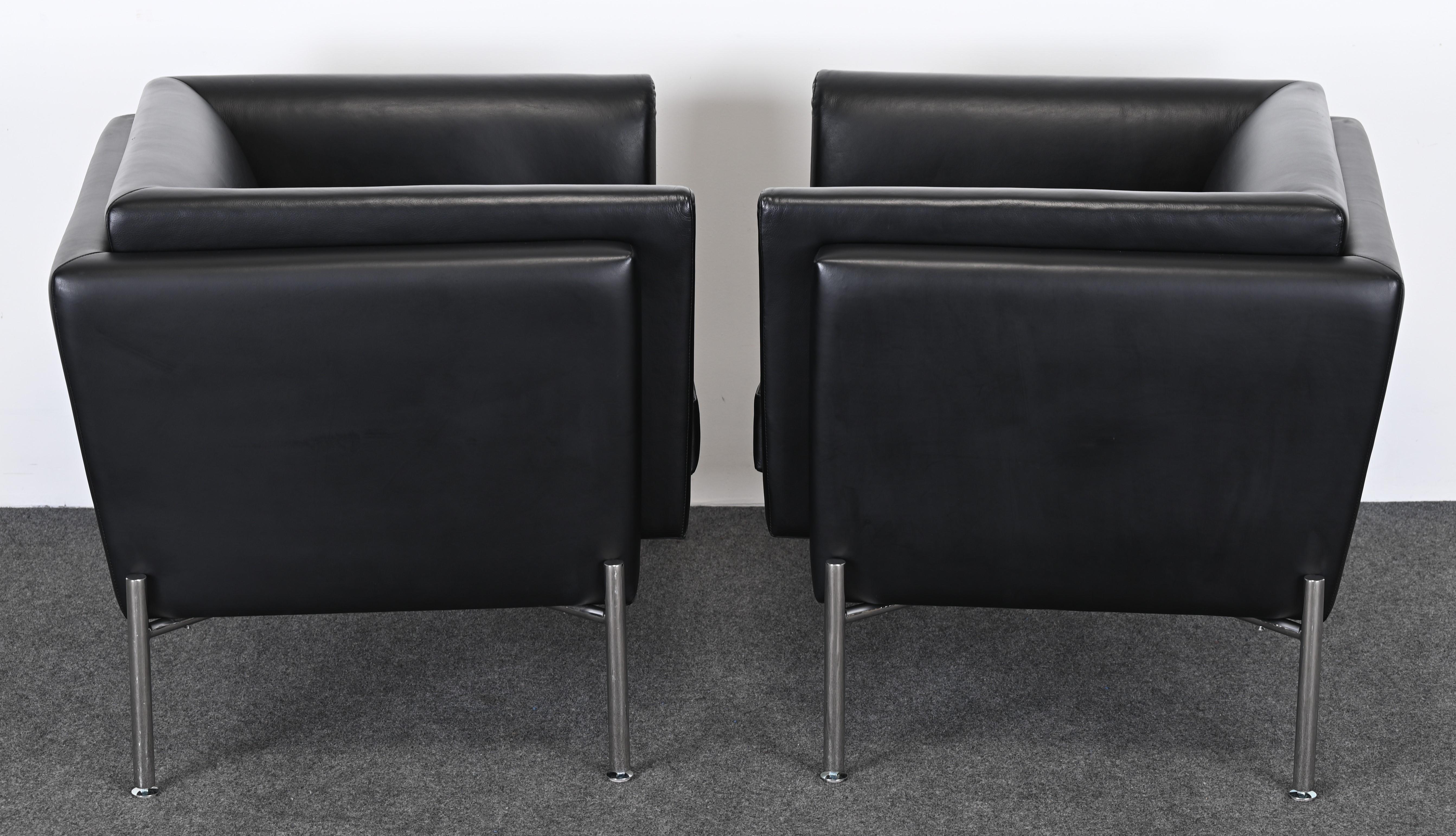 Paire de chaises longues en cuir et acier inoxydable par Brueton, 20ème siècle en vente 6