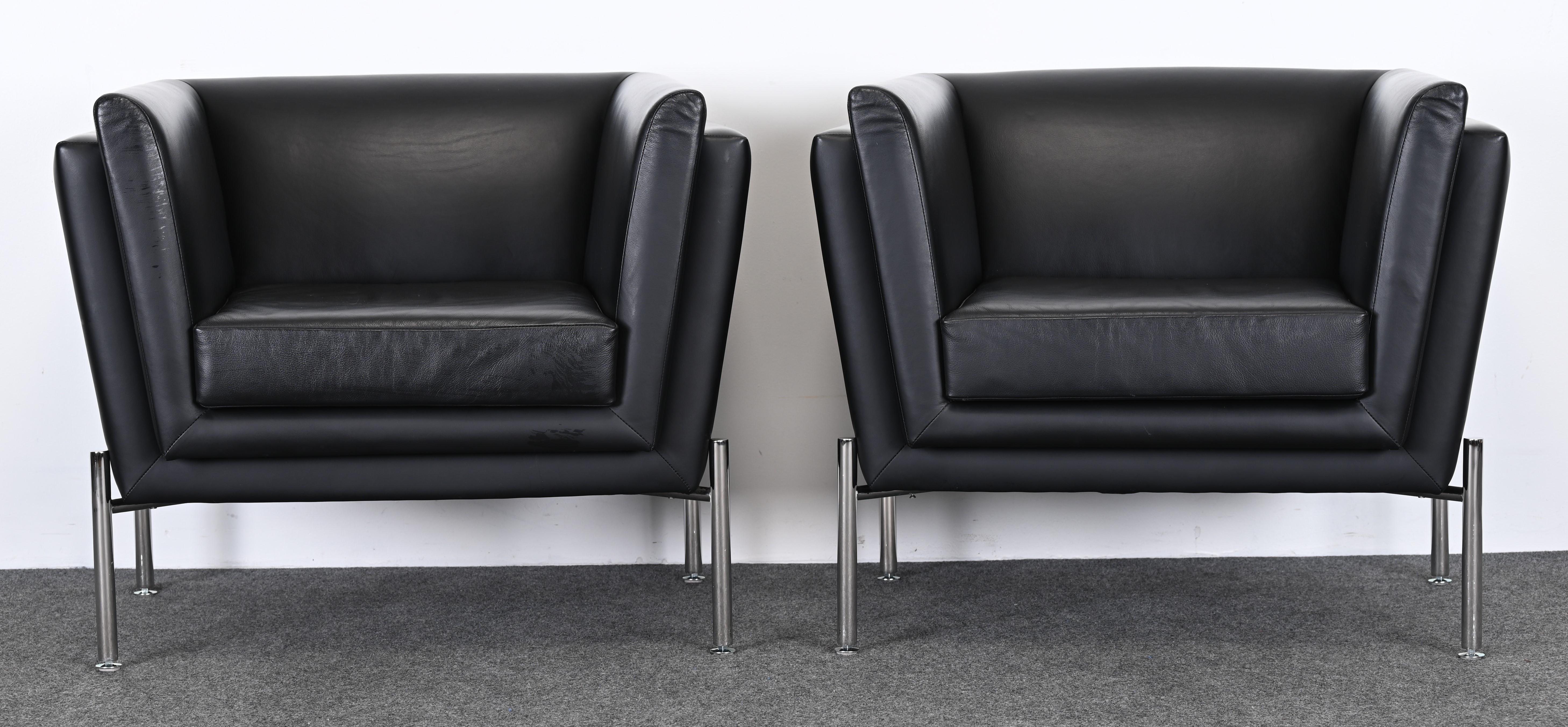 Pair of Leather and Stainless Steel Lounge Chairs by Brueton, 20th Century For Sale 3