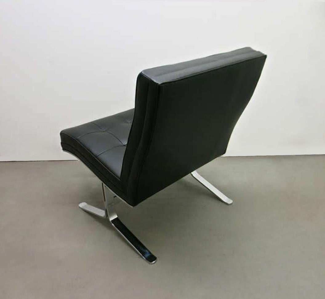 Pair of Leather and Steel Lounge Chairs by Mobilier International, France, 1970s For Sale 5