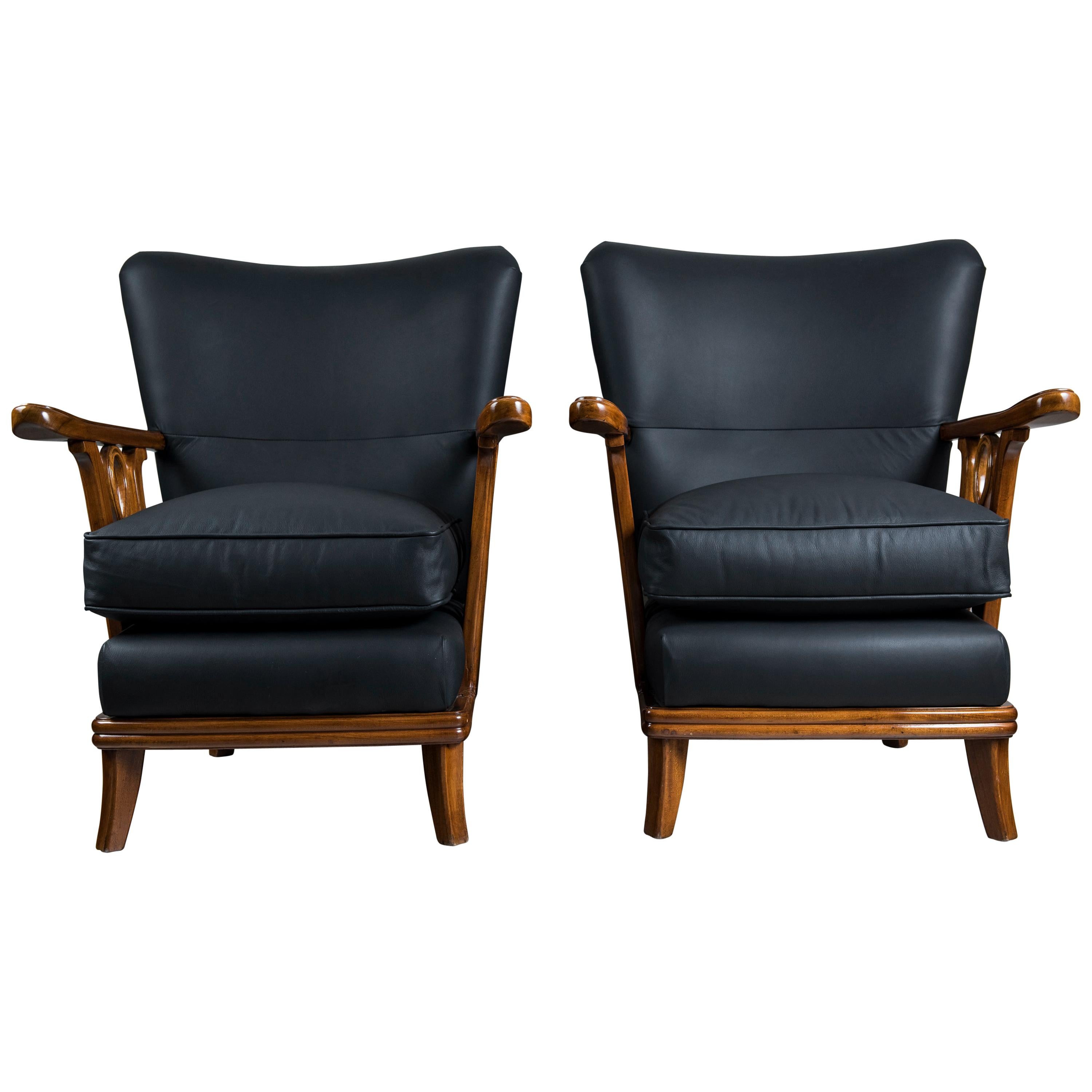 Pair of leather and wood armchairs by Englander and Bonta. Argentina, 1940.
Englander & Bonta where two European designer that migrated to Buenos Aires, Argentina in 1930 and manufactured furniture’s.