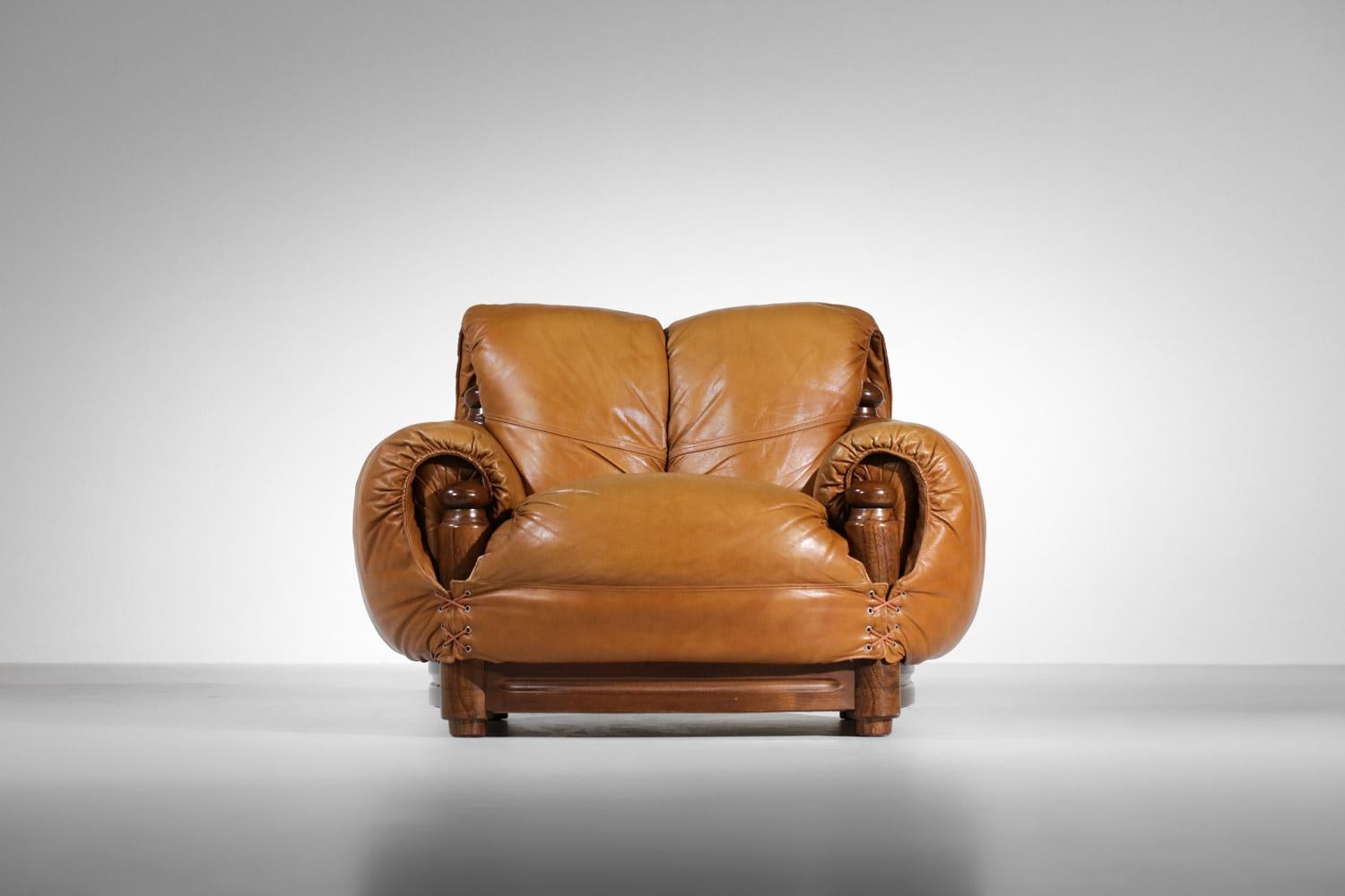 Paire de fauteuils en cuir à boules courbes cognac, années 70 en vente 1