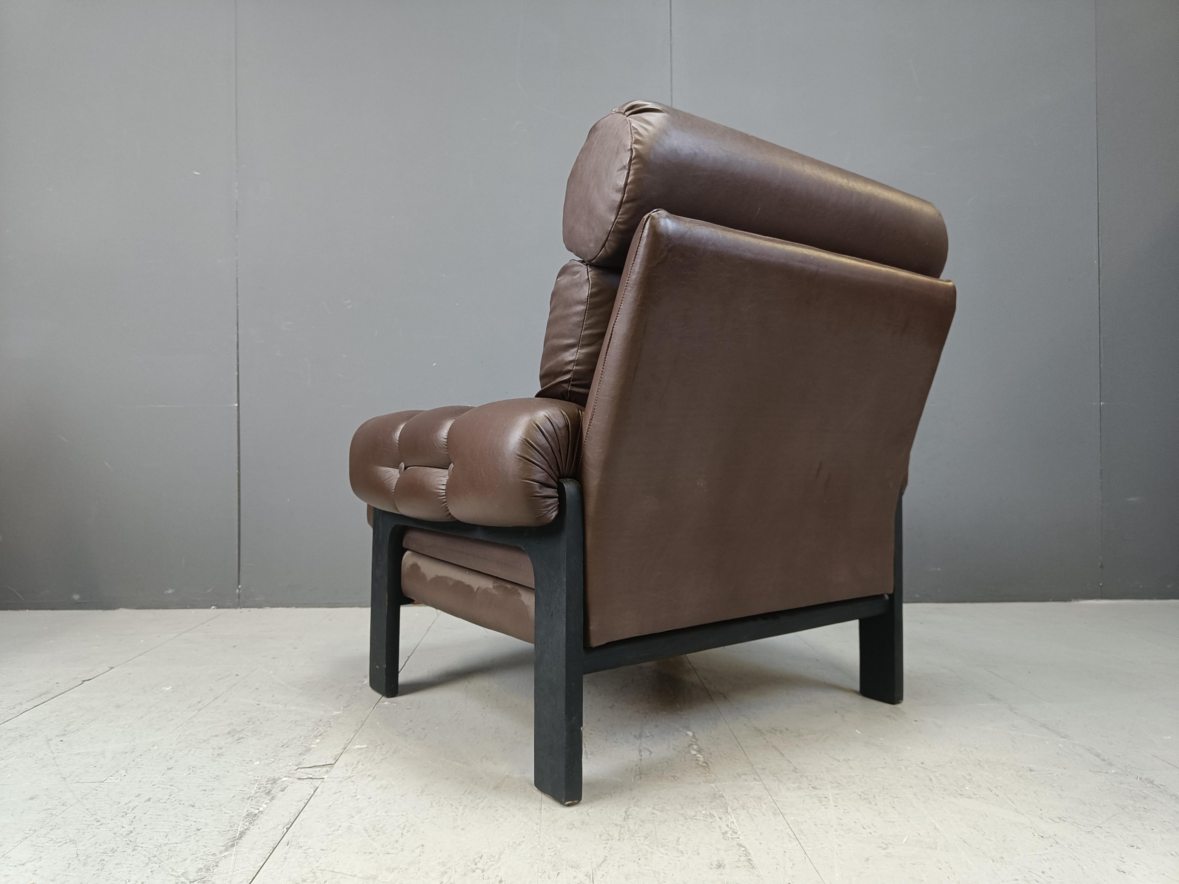 Coppia di poltrone in pelle realizzate in Danimarca, anni '60 in vendita 7