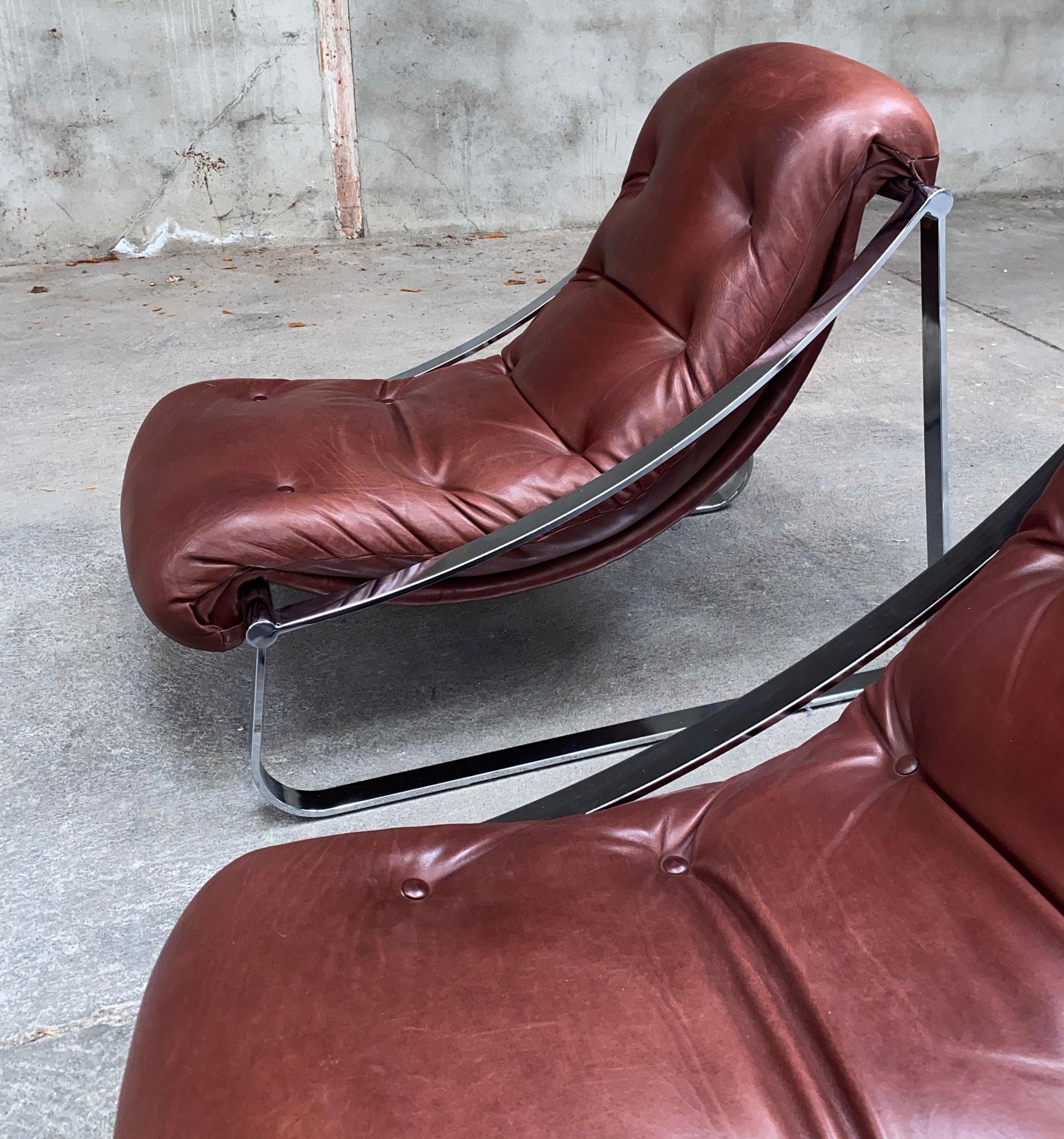 Pair of Leather Armchairs Roche & Bobois circa 1970 In Excellent Condition For Sale In Grenoble, FR