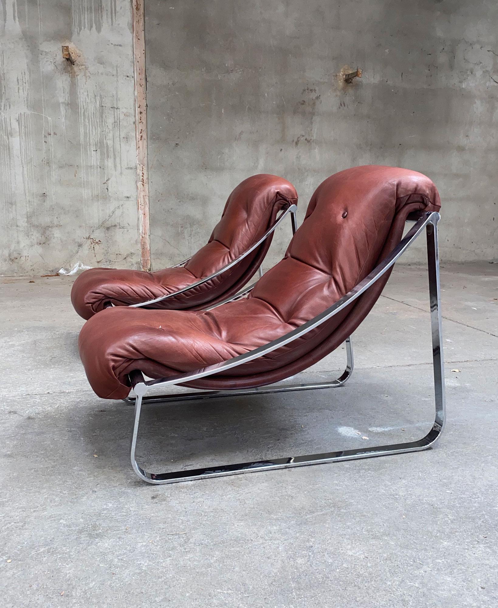 Late 20th Century Pair of Leather Armchairs Roche & Bobois circa 1970 For Sale