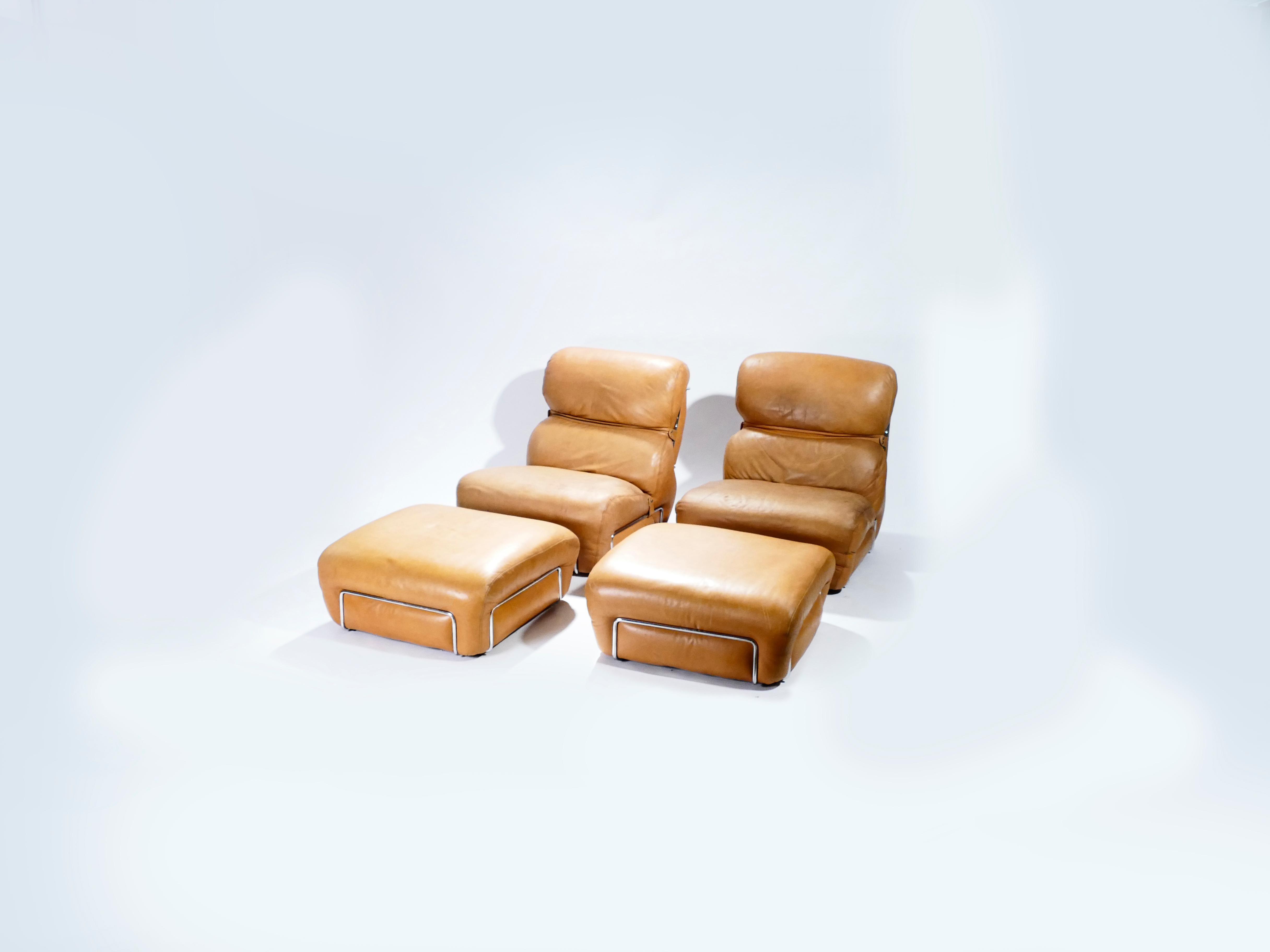 Italian Pair of Leather Armchairs with Ottomans Gianfranco Frattini, 1970s