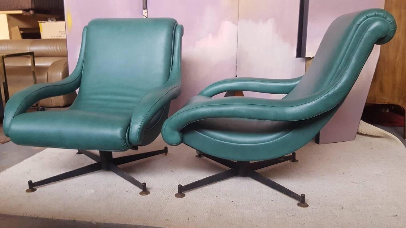 Pair of beautiful armchairs, Green/petroleum leather, Italy, circa 1950.