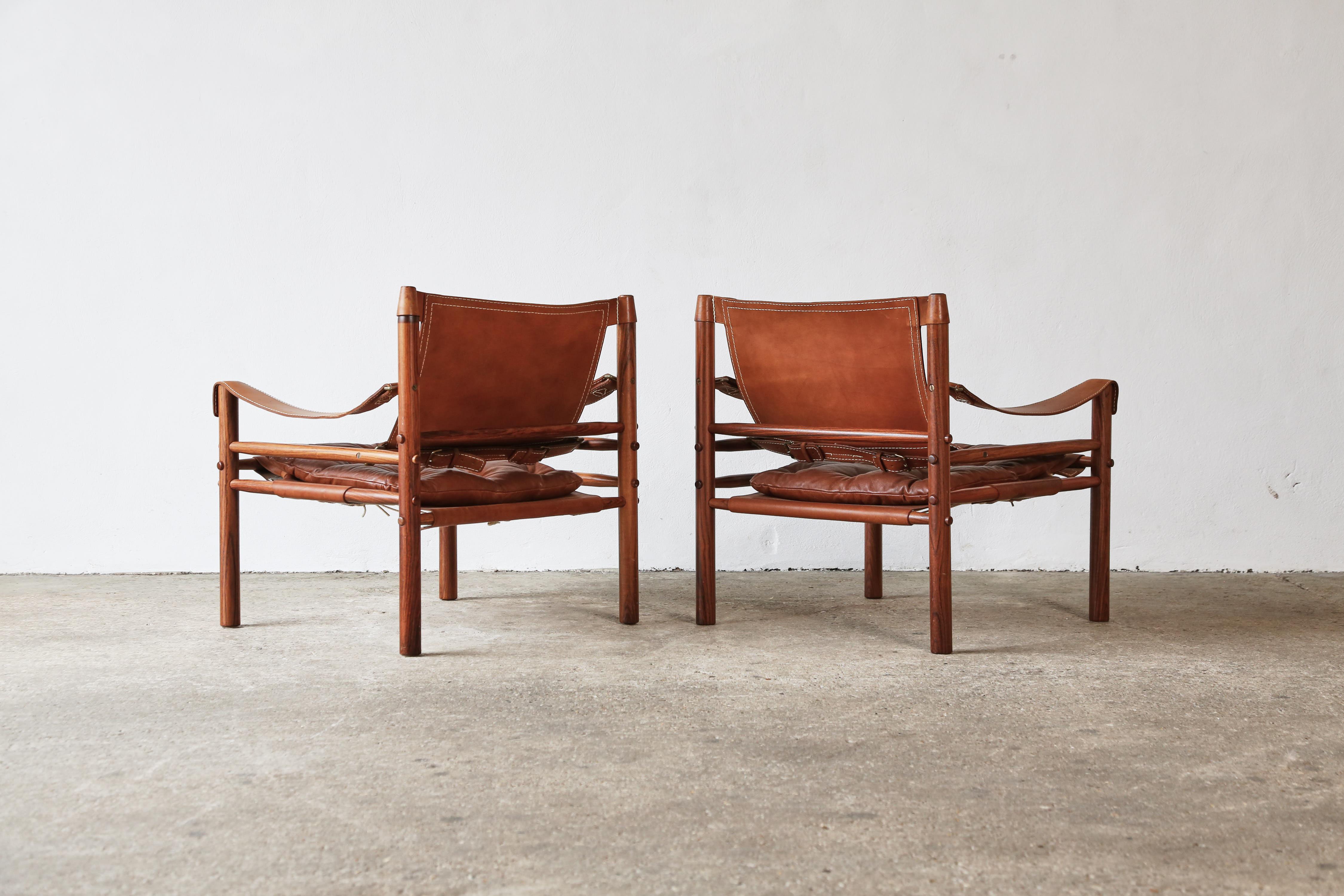 Pair of Leather Arne Norell Safari 'Sirocco' Chairs, Sweden, 1970s 3