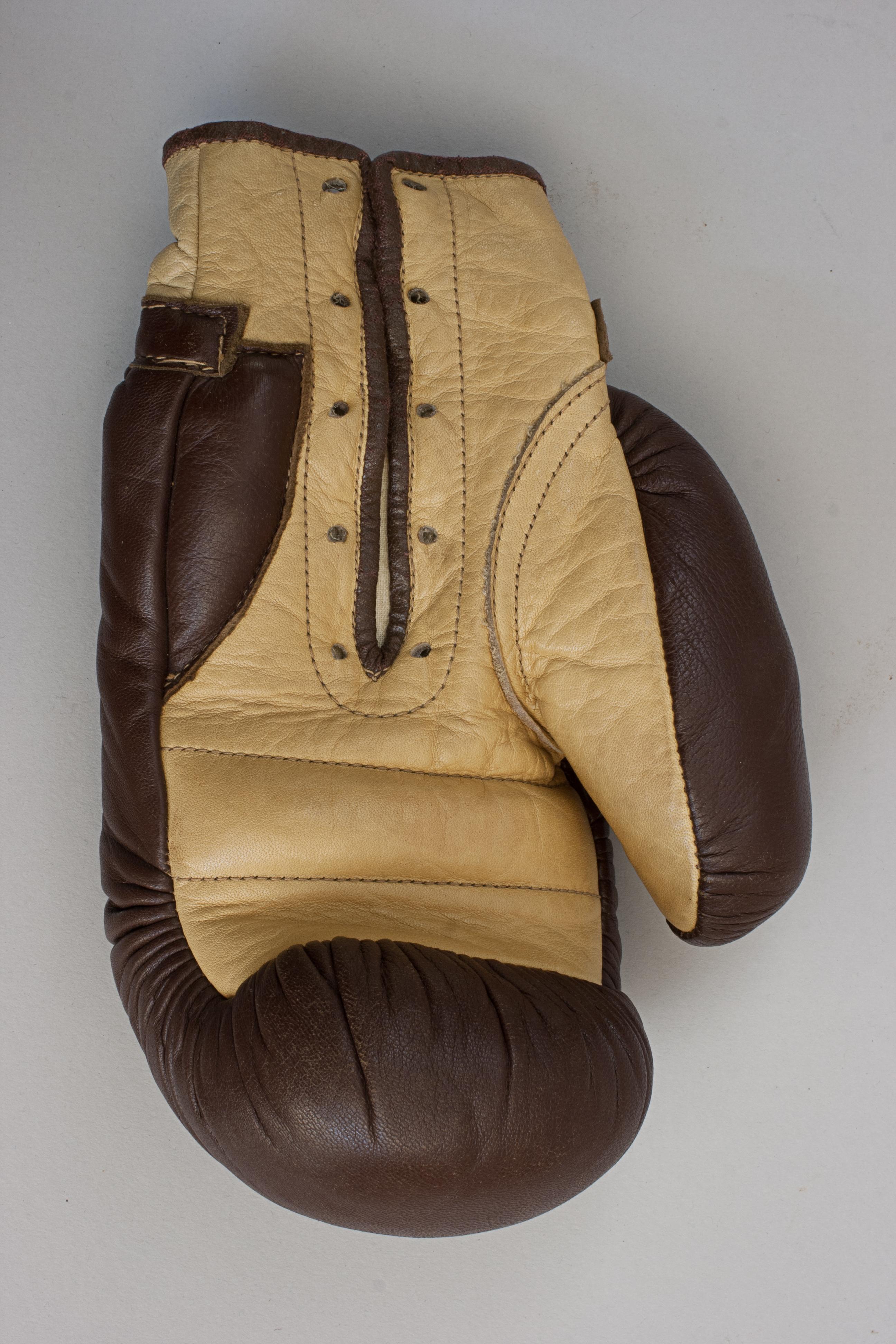 Pair of Leather Boxing Gloves For Sale 1