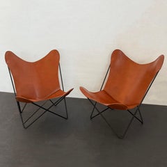 Pair Of Leather Butterfly Chairs By Jorge Ferrari-Hardoy For Knoll