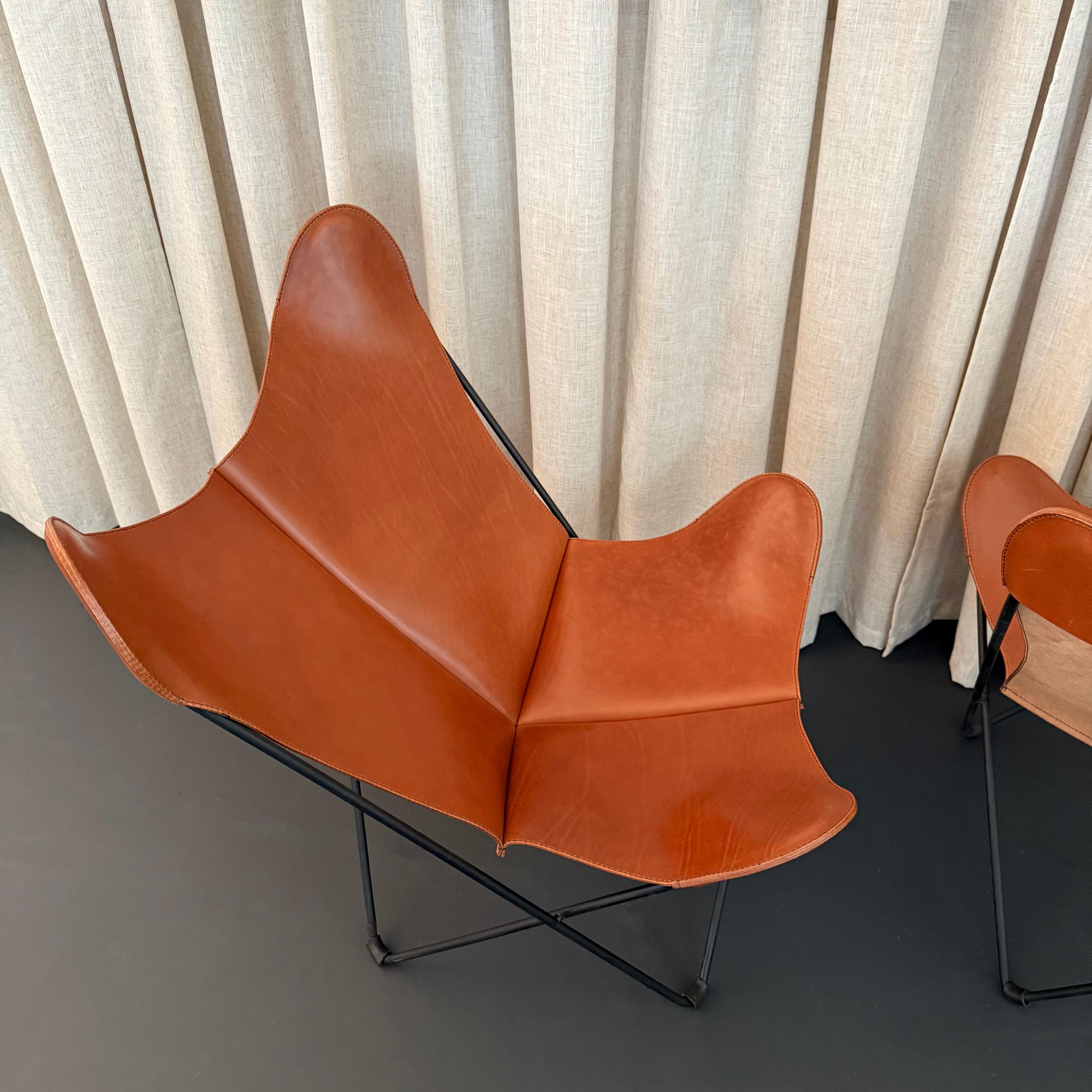 Paar Schmetterlingsstühle aus Leder von Jorge Ferrari-Hardoy für Knoll im Angebot 2