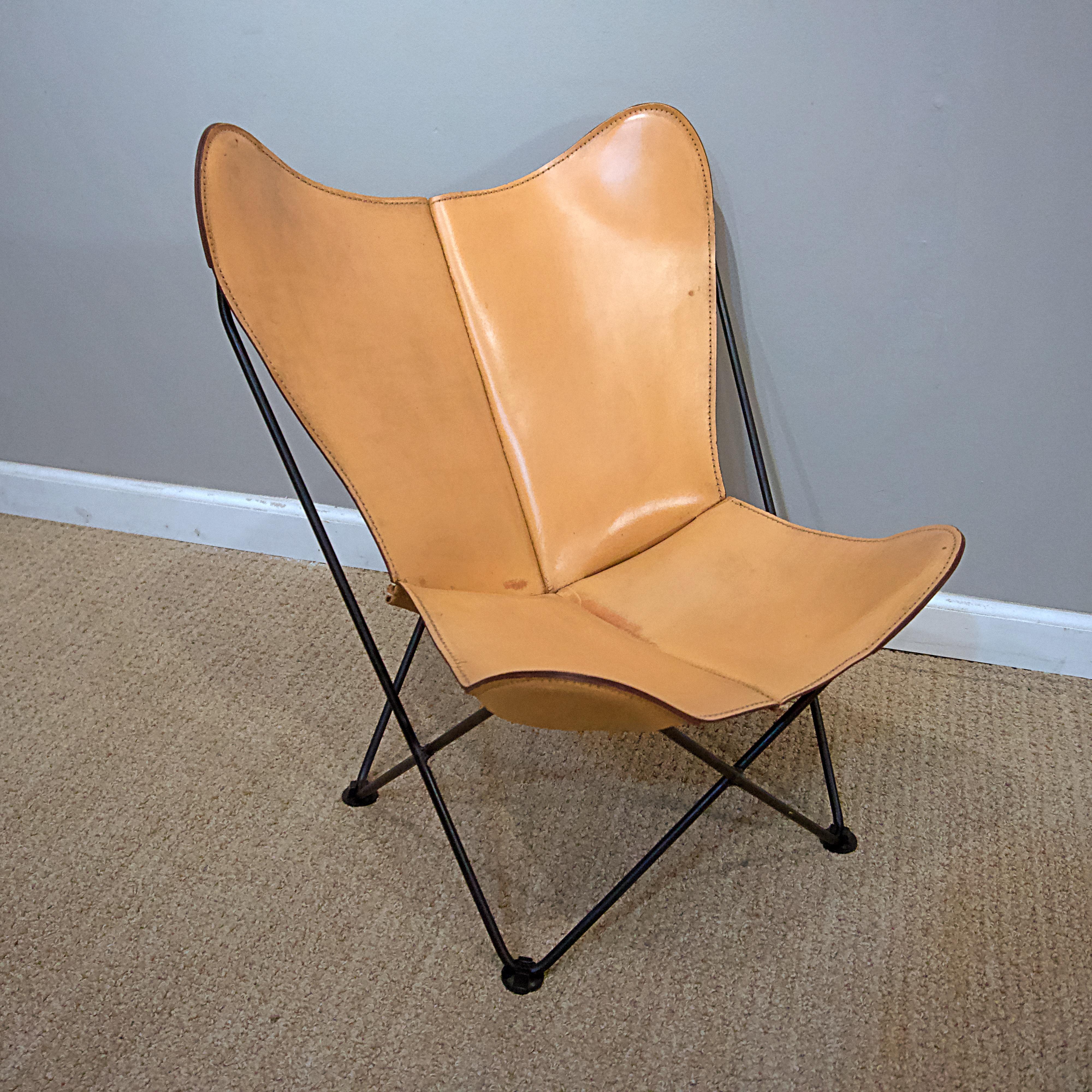 Mid-Century Modern Pair of Leather Butterfly child Chairs For Sale