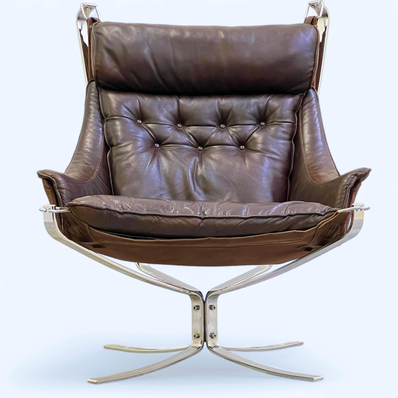 Pair Of Leather & Chrome Falcon Armchairs Designed By Sigurd Ressell (1920-2010) 4